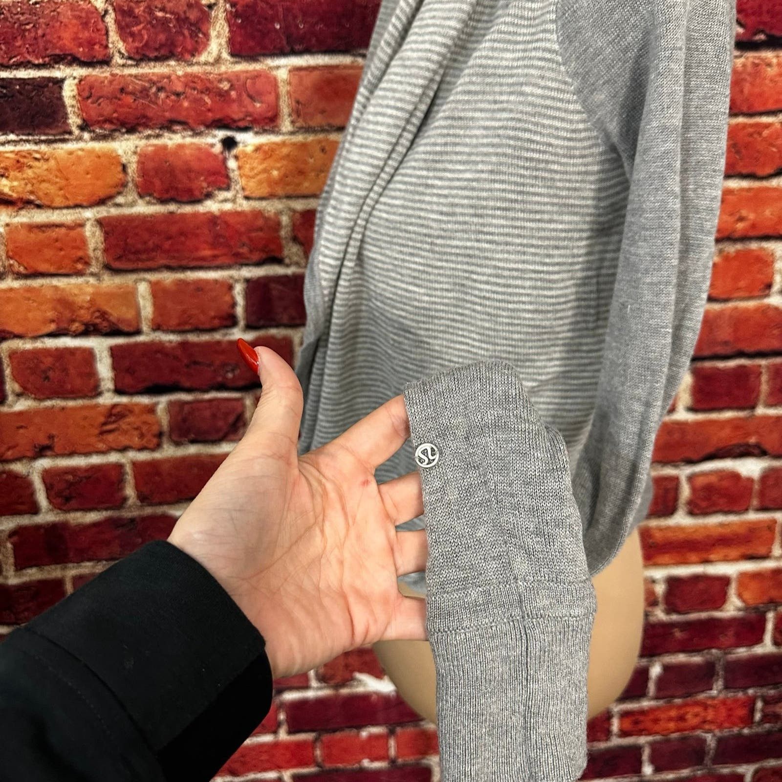 Lululemon LULULEMON Iconic Wrap Sweater Heathered Size S / US 4 / IT 40 - 3 Thumbnail