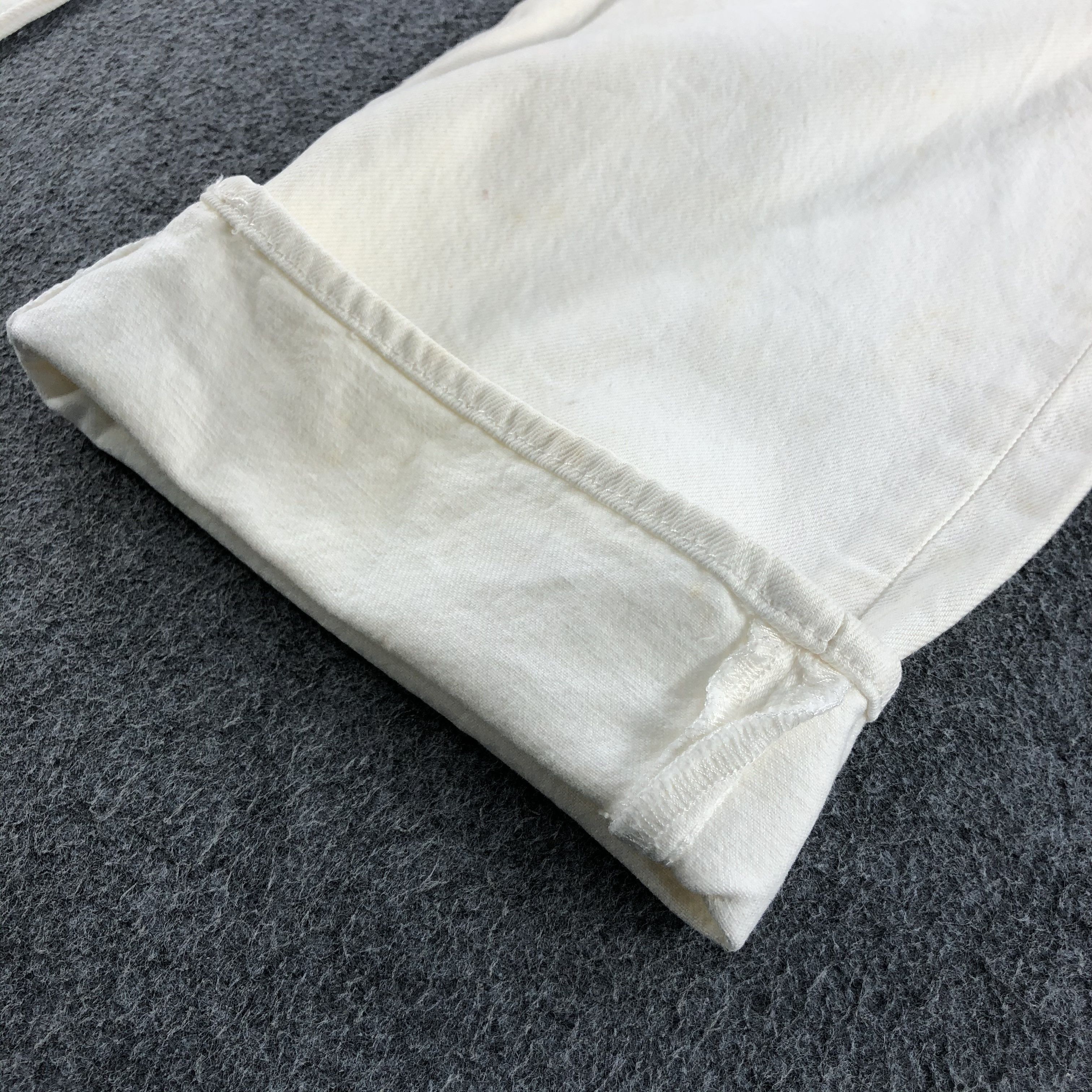 Levi's Vintage Levis 501 Jeans- J1375 Size US 41 - 6 Thumbnail