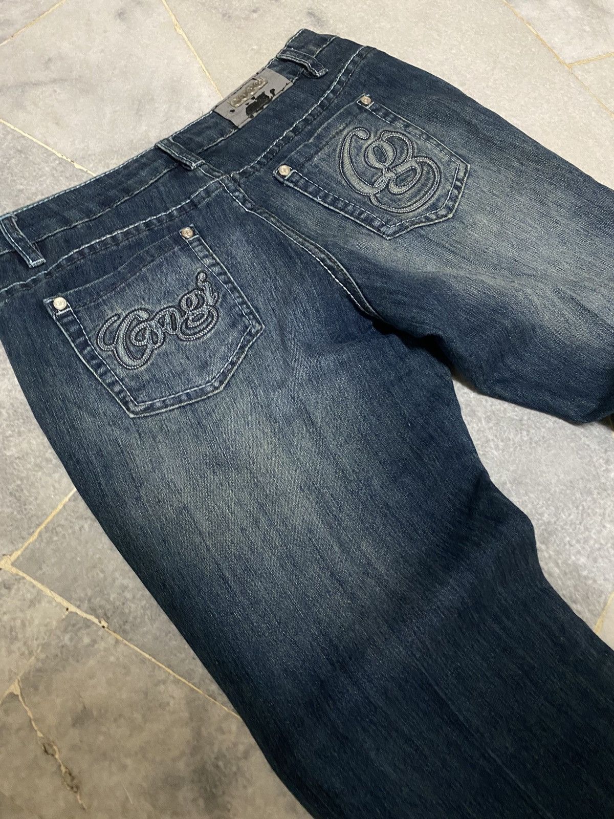 Coogi Vintage COOGI Embroidered Logo Denim Jeans - Y2K Flare Size 30" / US 8 / IT 44 - 12 Thumbnail