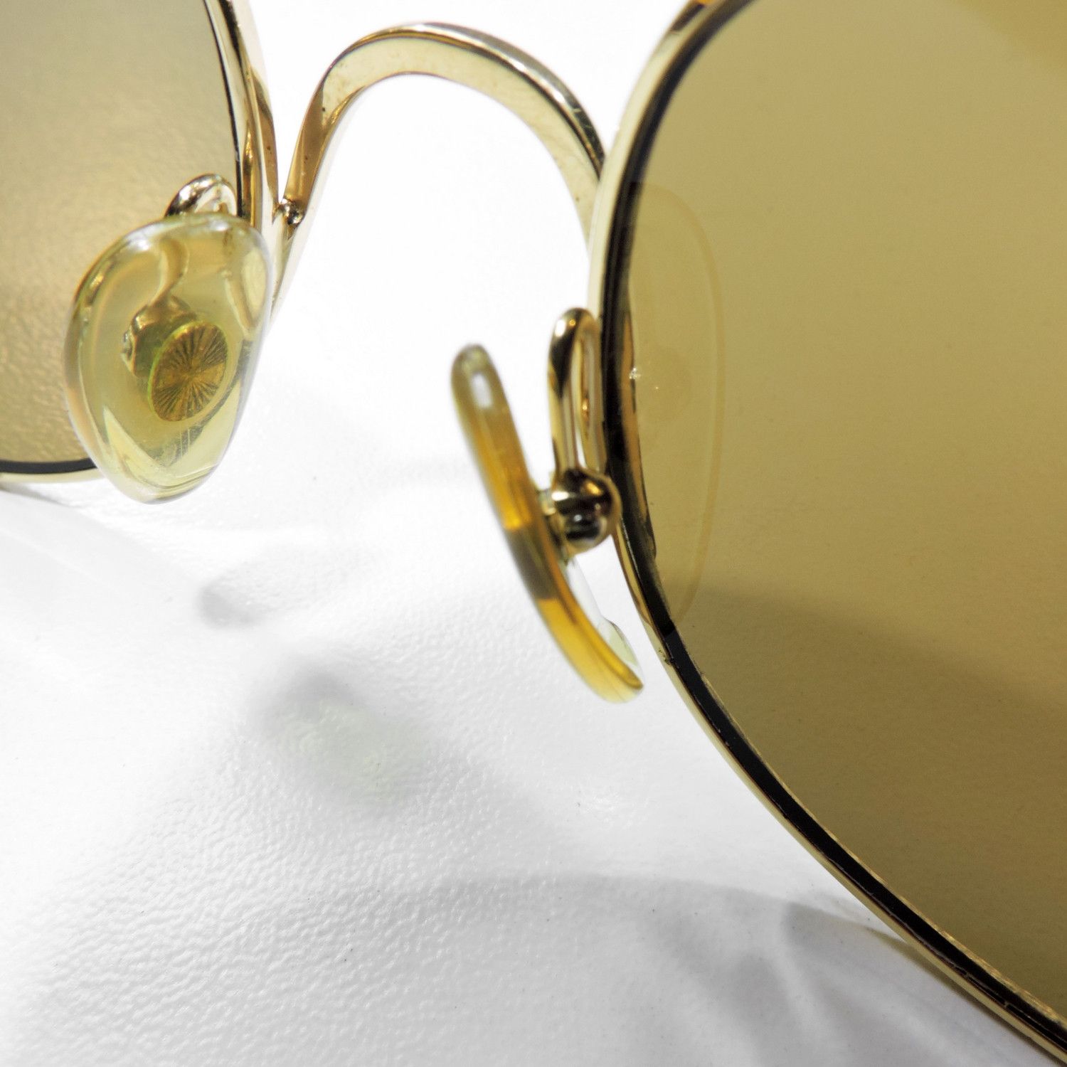 Dior 80’S DIOR GOLD AND CRISTAL BUTTERFLY SUNGLASSES [2362 43] Size ONE SIZE - 14 Thumbnail