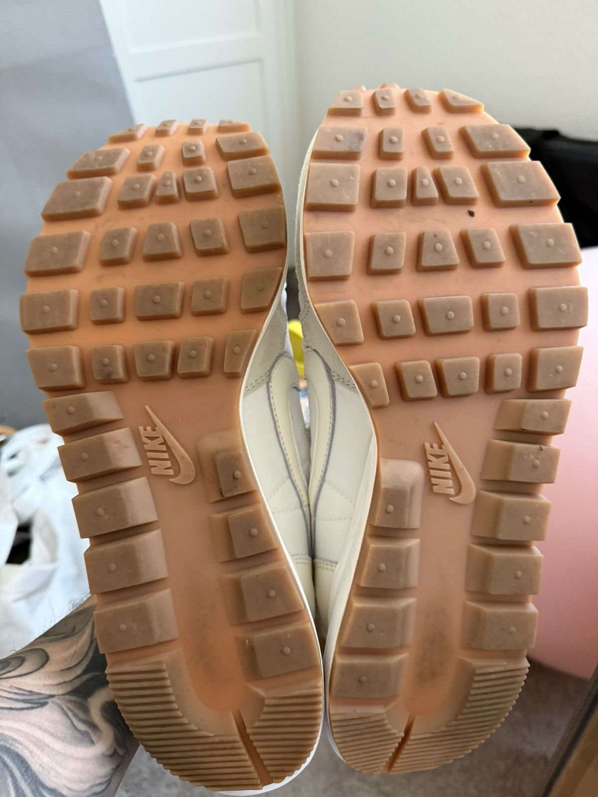 Nike × Sacai Nike x SACAI VaporWaffle white sail gum Size US 10 / EU 43 - 6 Thumbnail