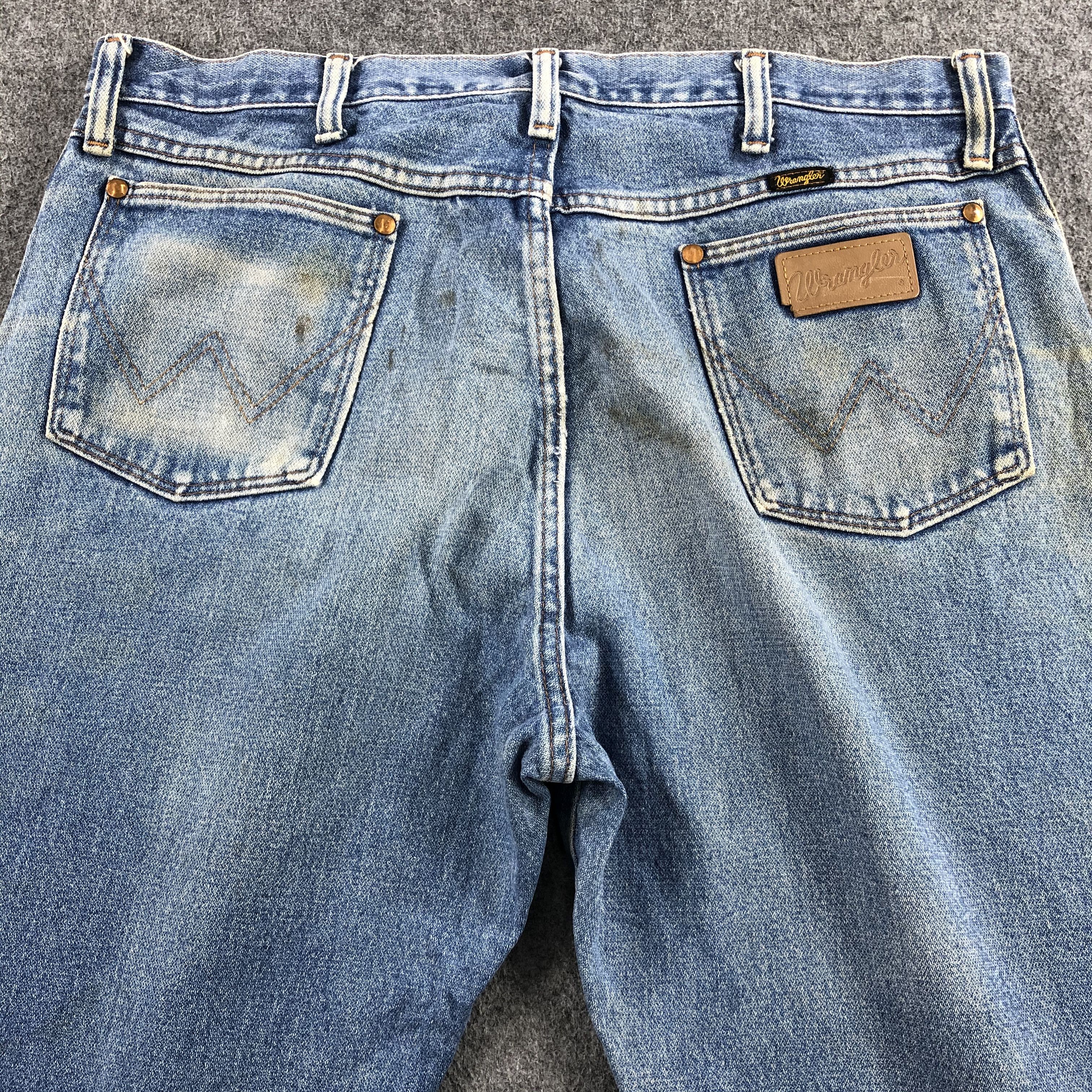 Vintage Vintage Blue Wash Wrangler Jeans-J1543 Size US 36 / EU 52 - 4 Thumbnail