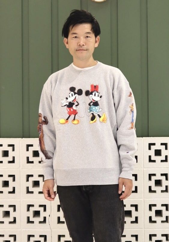 本日発売！Disney100 Collection Crewneck Sweat【Champion