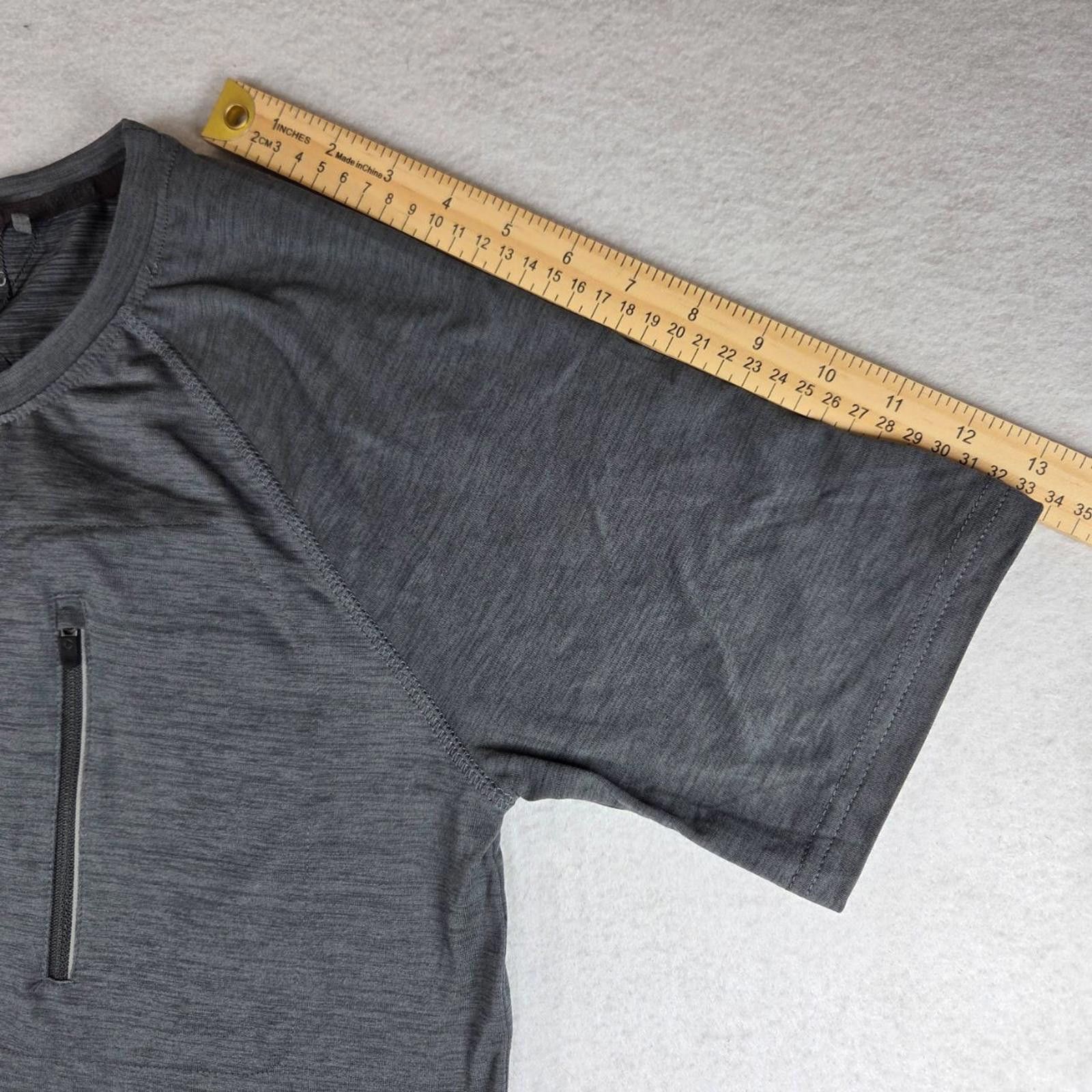 Other NWT Motion Timber Edge Tee Men's Small Grey - FLAWED Size US S / EU 44-46 / 1 - 10 Thumbnail
