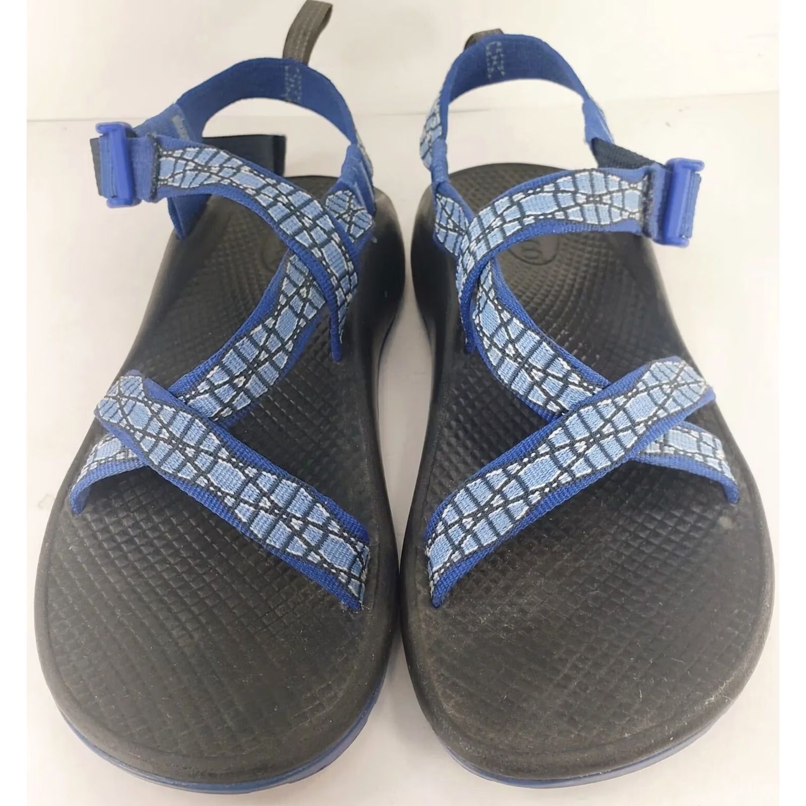 Chaco Chaco Z/Cloud Sandal Blue Geometric Women's Sandal 6 US EUC Wind Casual Outdoor Hiking Beach Adjustable Strap Buckle M Polyester Jacquard Webbing Size US 6 / IT 36 - 4 Thumbnail