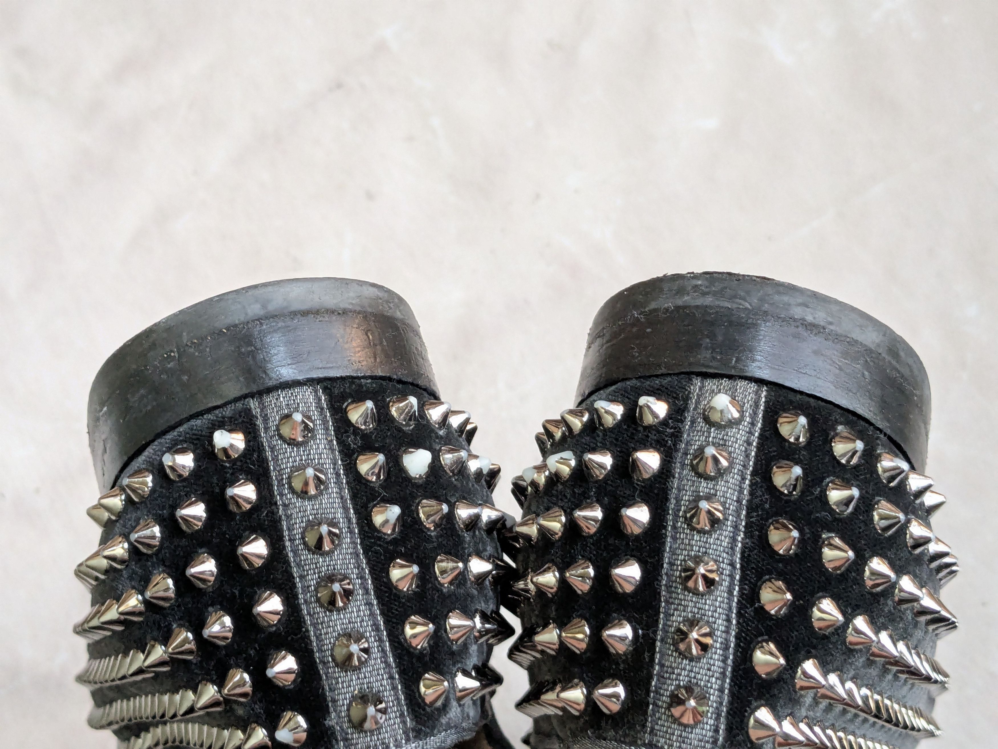 Christian Louboutin Christian Louboutin Spike Loafers Black Velvet 9.5 42.5 Size US 9.5 / EU 42-43 - 16 Thumbnail