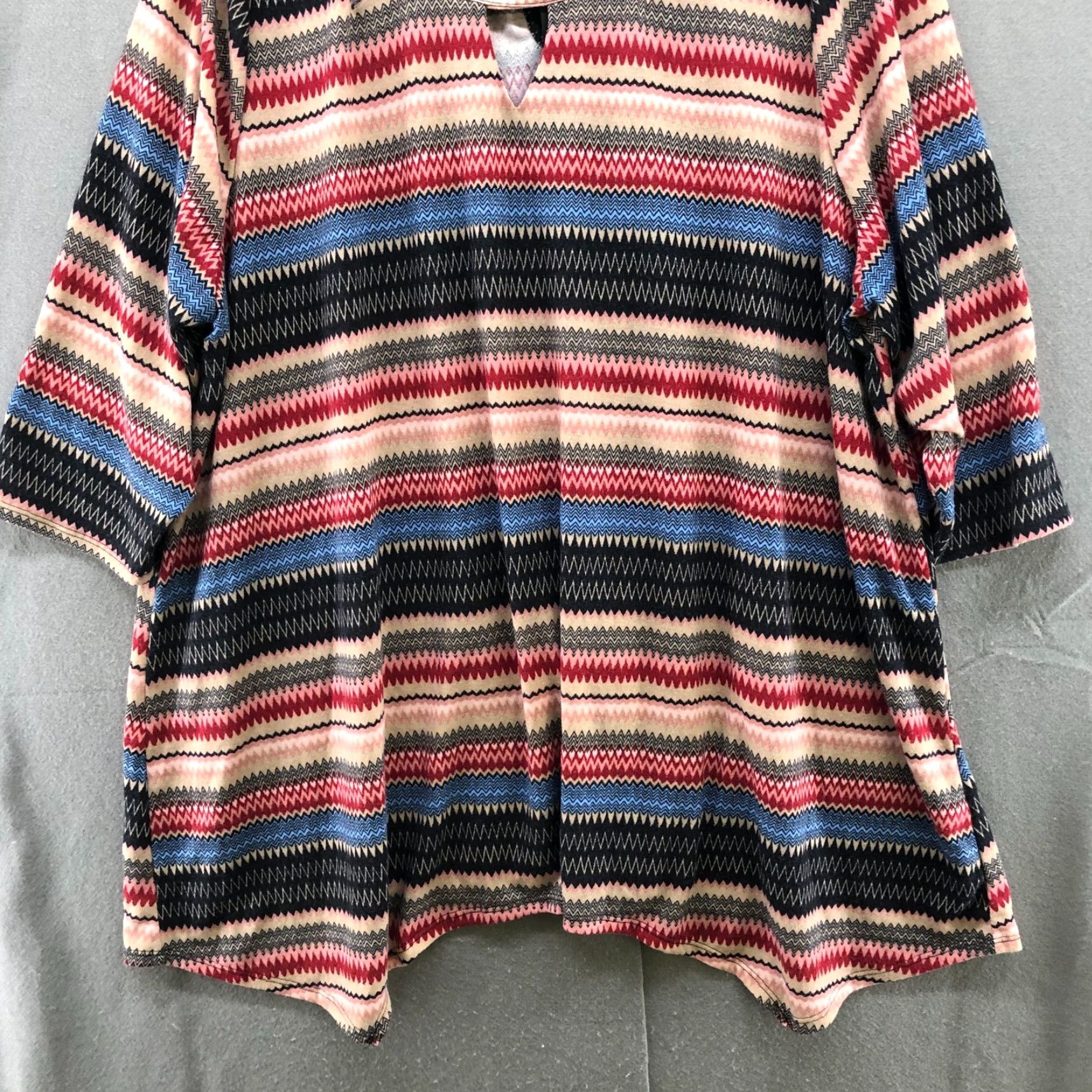 Vintage Robert Louis Top Womens 3X Tunic Western Print Cut Out Asymmetric 3/4 Sleeve NWT Size XXL / US 16-18 / IT 52-54 - 4 Thumbnail