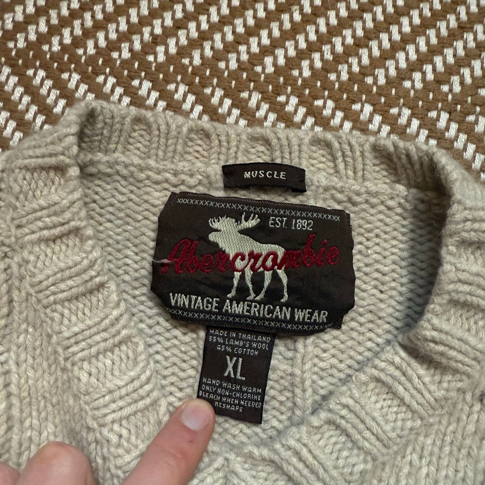 Abercrombie & Fitch Abercrombie & Fitch Lambswool Cable Knit Sweater Muscle Fit Size US XL / EU 56 / 4 - 3 Thumbnail