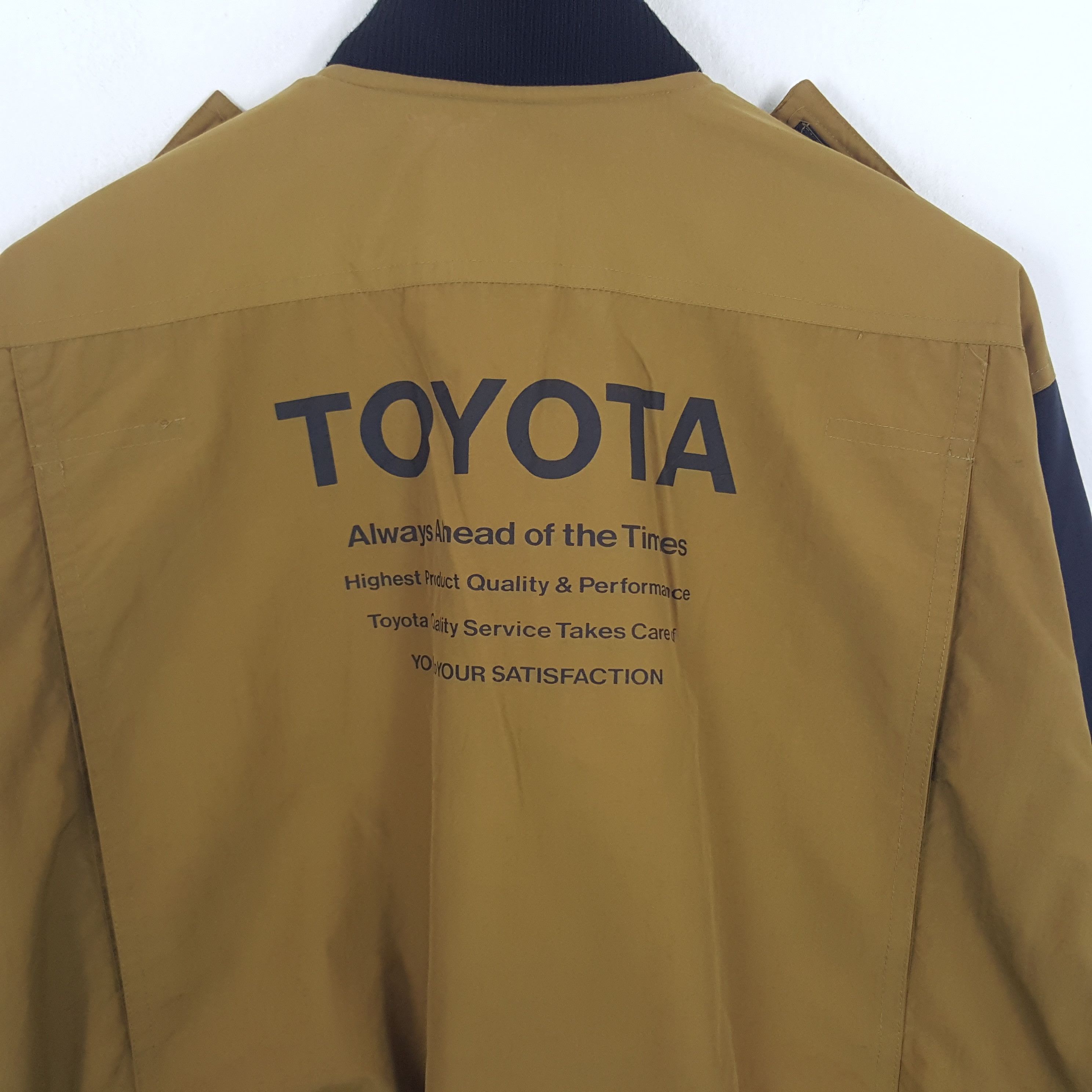 Japanese Brand × Vintage Vintage Toyota Japanese Racing Team Bombers Jacket Size US L / EU 52-54 / 3 - 2 Thumbnail