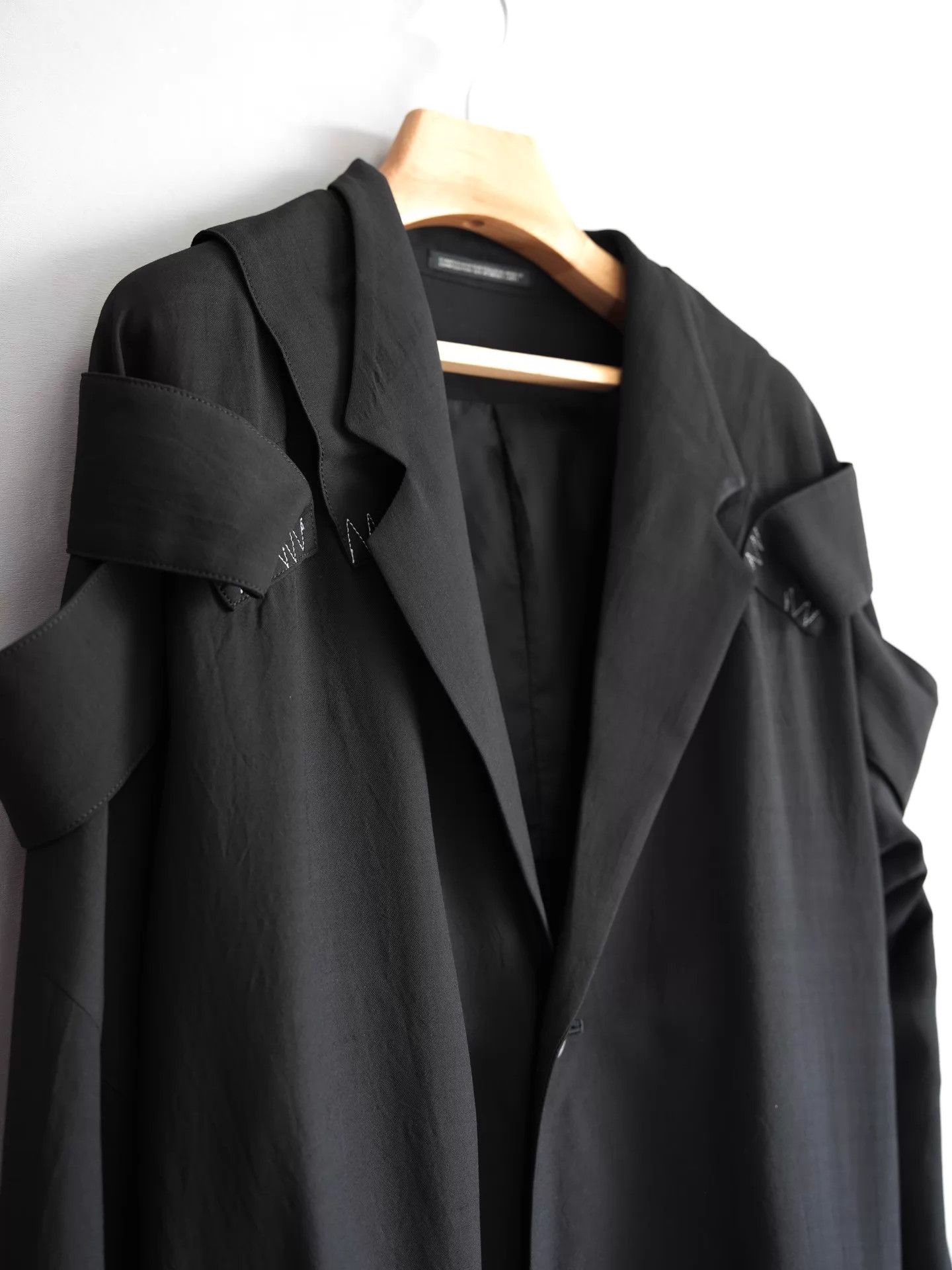 Yohji Yamamoto Yohji Yamamoto 24SS Knot Asymmetric Coat Size US S / EU 44-46 / 1 - 6 Thumbnail