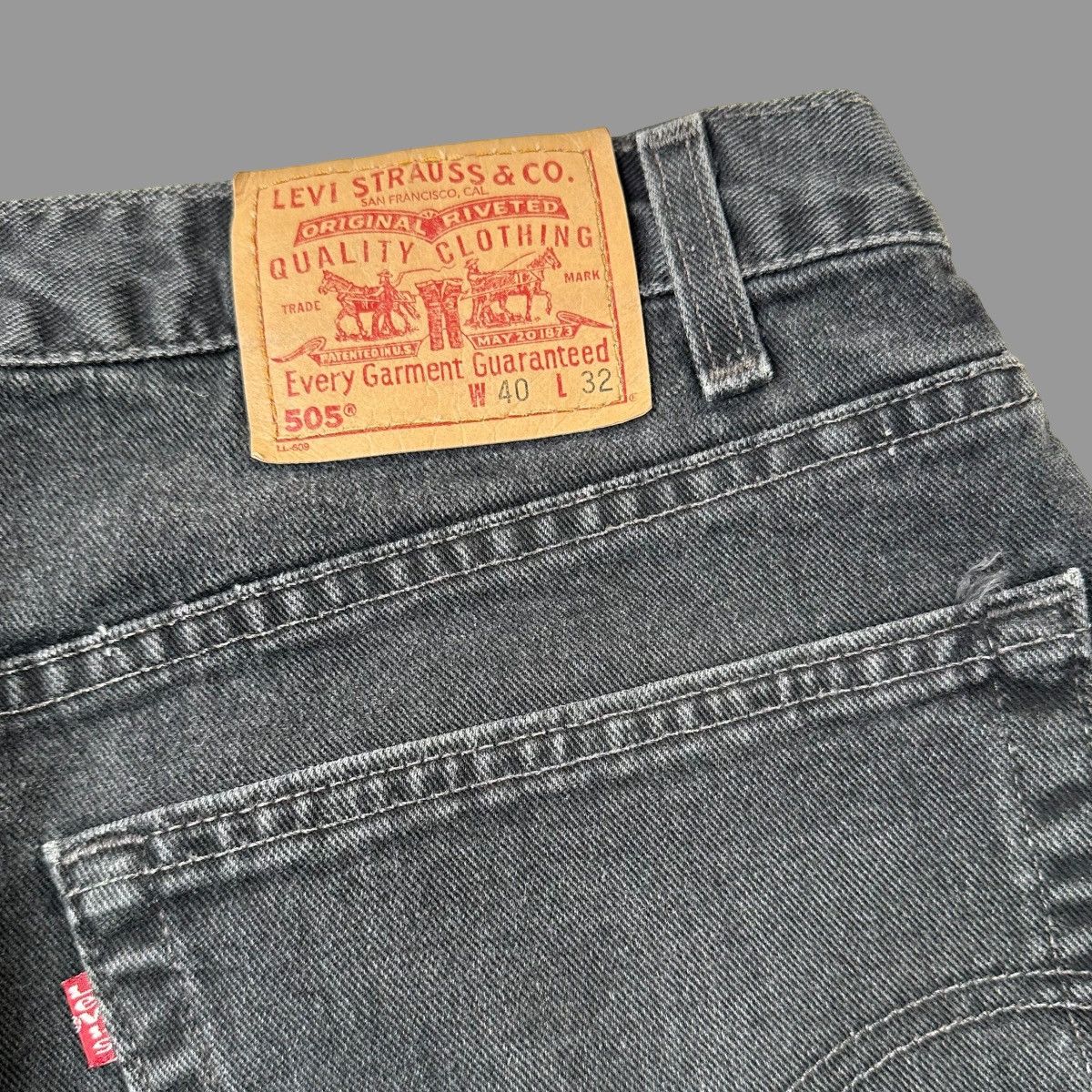 Levi's × Vintage Vintage 1990s black Levi’s jeans Size US 38 / EU 54 - 6 Thumbnail