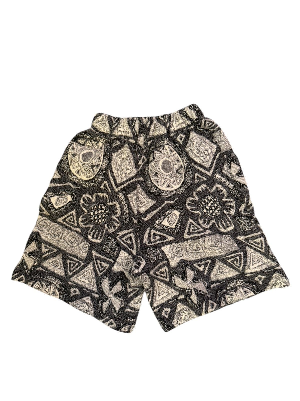Japanese Brand LA’ BU GINZA WOOL SHORT PANTS Size US 26 / EU 42 - 2 Thumbnail