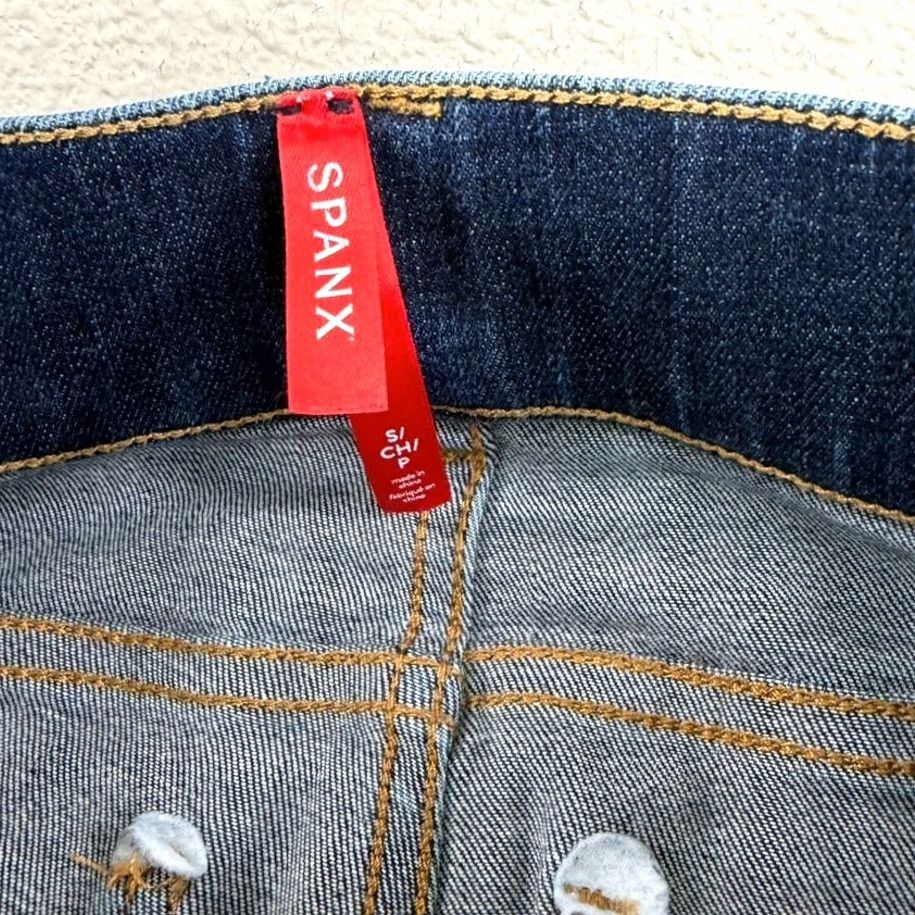 Spanx Spanx Shape Every Wear High Rise Pull On Flare Jeans Women S Blue Midnight Stretch Denim 34in Inseam Regular Size S Size 28" / US 6 / IT 42 - 2 Thumbnail