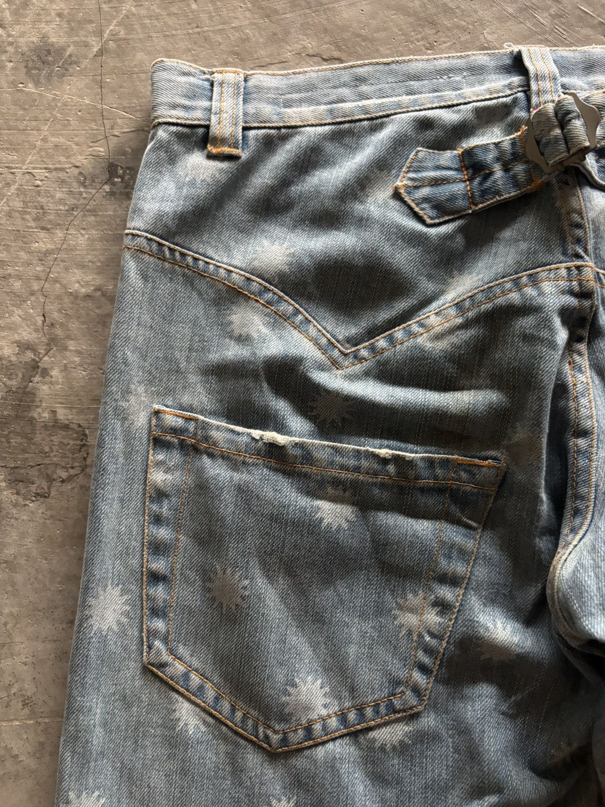 Sunao Kuwahara ISSEY MIYAKE SUNAO KUWAHARA OVERPRINT BUCKLE BACK WESTERN Size 31" - 15 Thumbnail