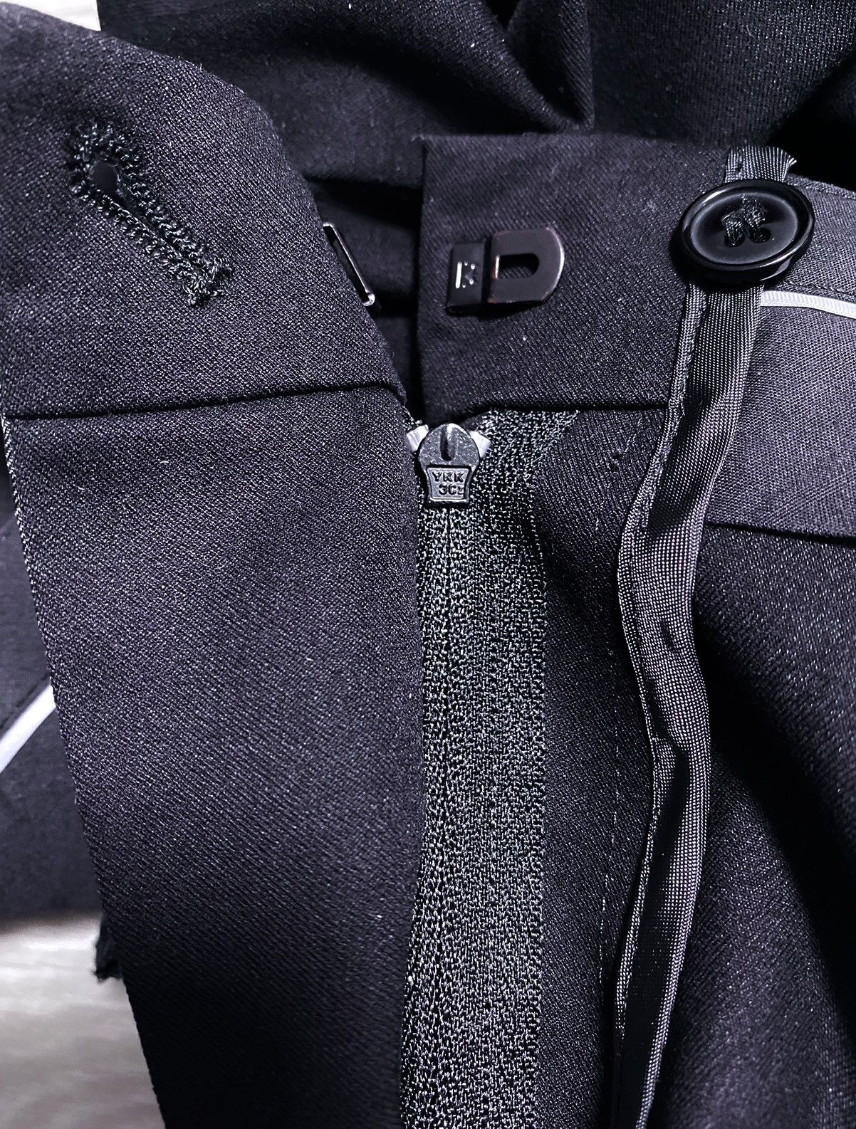 Givenchy Givenchy Uniformes Black Stretchy Cross Pants Trousers PE Size 28" / US 6 / IT 42 - 19 Thumbnail