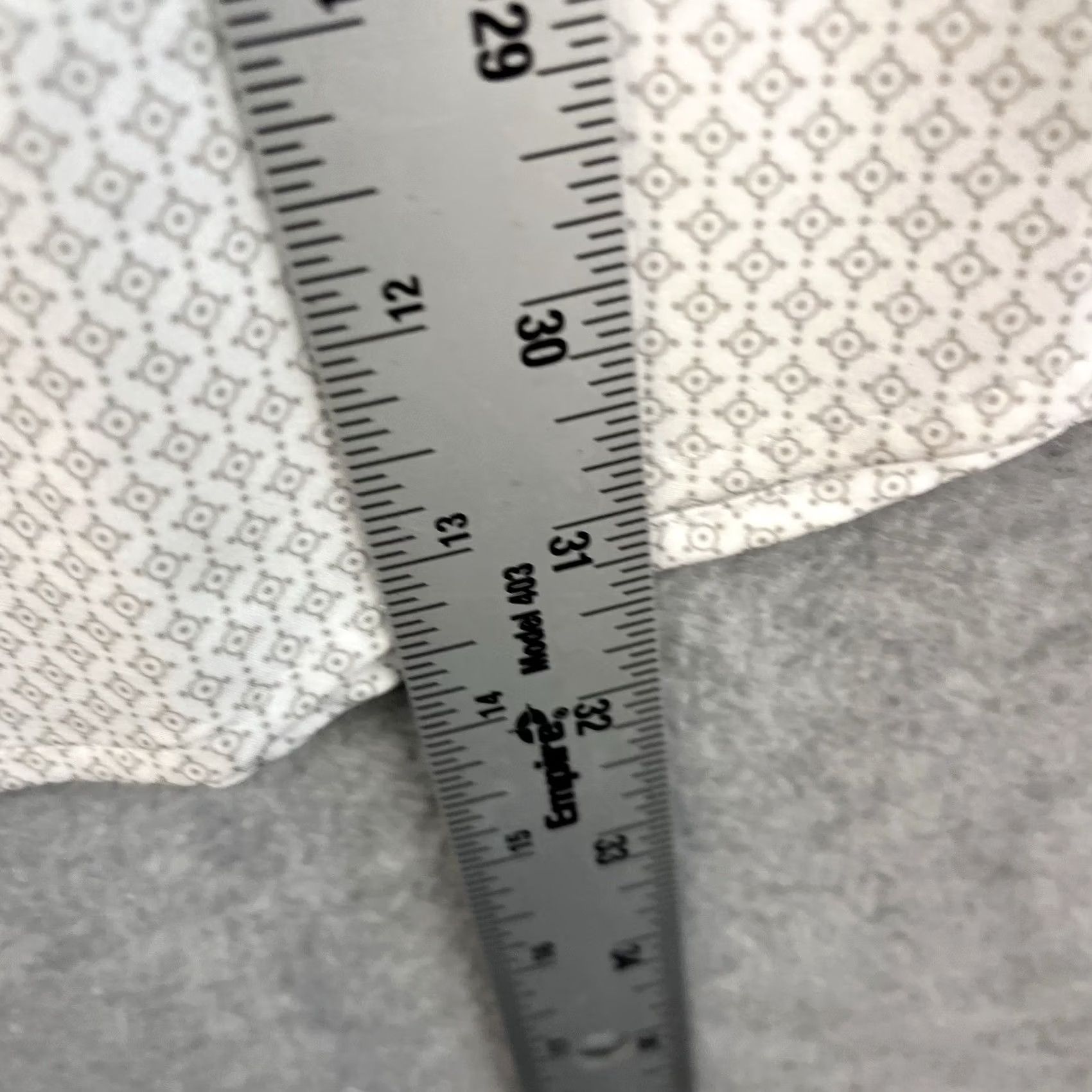 Mizzen+Main Mizzen+Main Shirt NEW NWT Mens XL White Circle Pattern Trim Fit LS Stretch Size US XL / EU 56 / 4 - 5 Thumbnail
