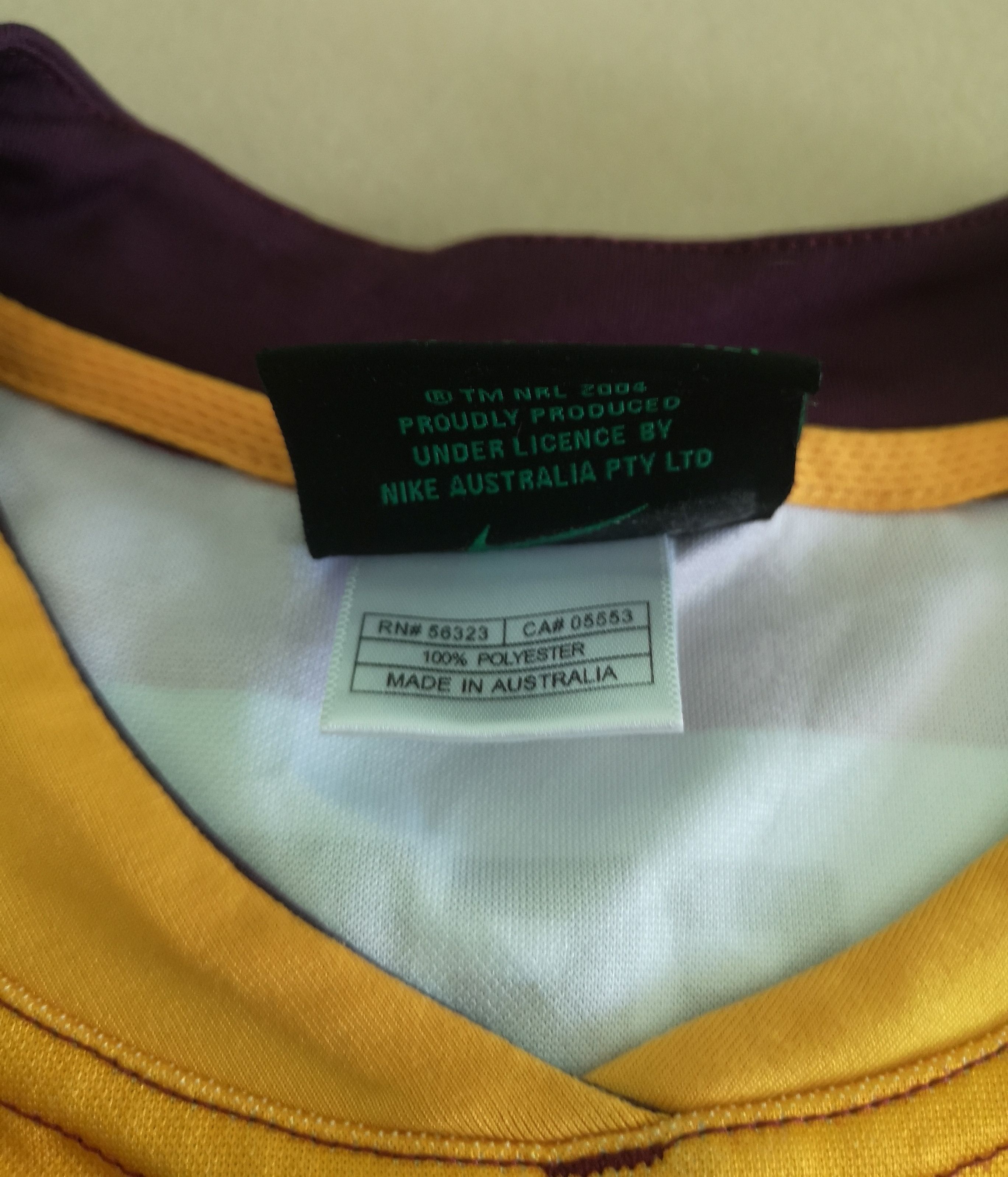 Nike Shirt Brisbane Broncos 2010 Rugby NRL Retro Vintage Size US XL / EU 56 / 4 - 4 Thumbnail