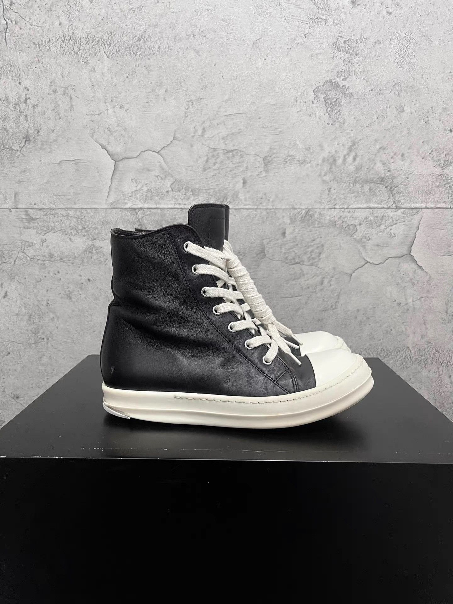 Rick Owens Rick Owens Mainline Leather High-Top Sneakers K34 Size US 6.5 / IT 36.5 - 4 Thumbnail