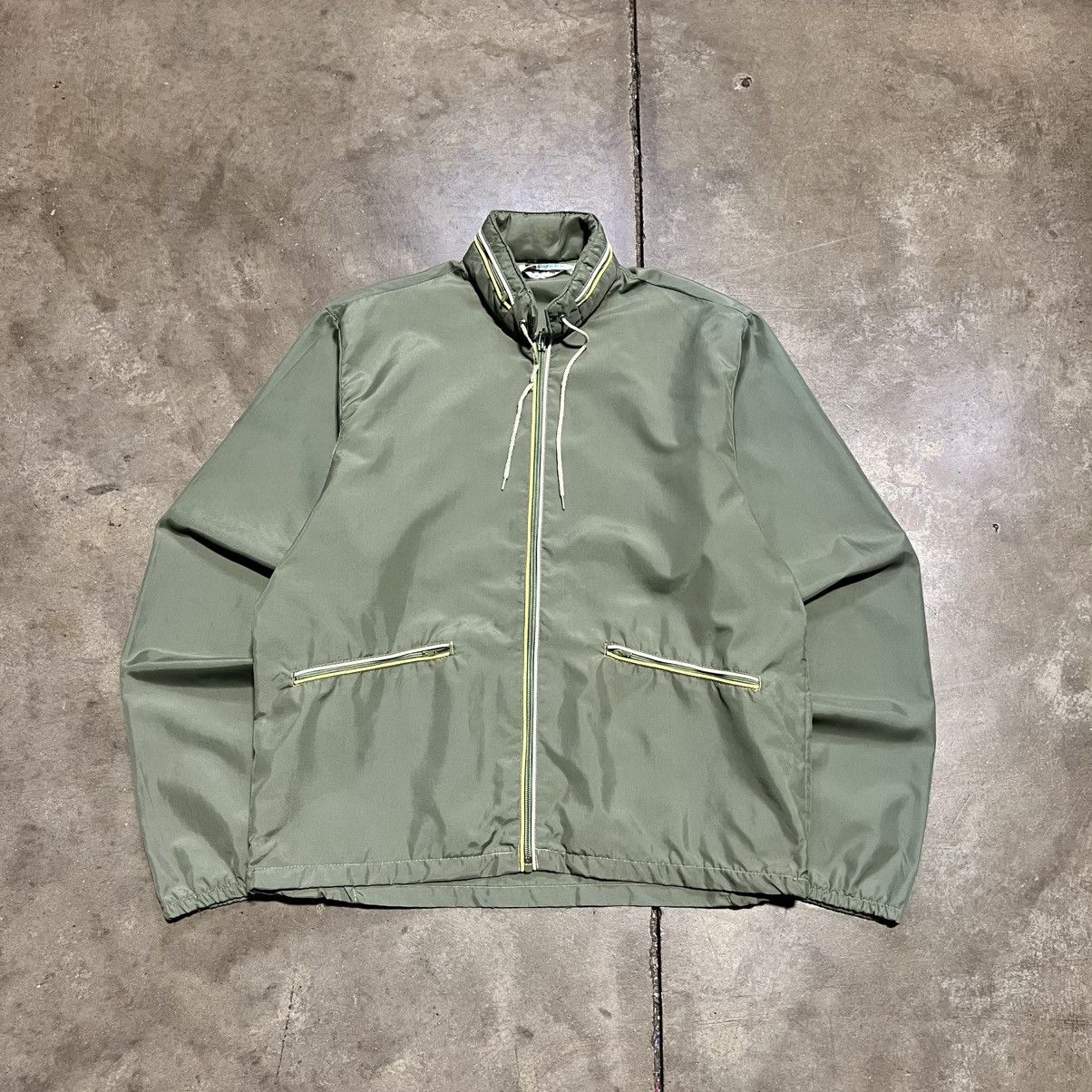 Vintage Vintage K Mart Lightweight Jacket Zip Up Windbreaker 60s 70s Size US S / EU 44-46 / 1 - 1 Thumbnail
