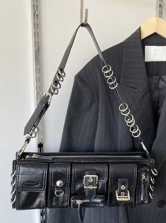 Japanese Brand Women Half-moon Leather Hasp Shoulder Crossbody Bag Size ONE SIZE - 3 Thumbnail