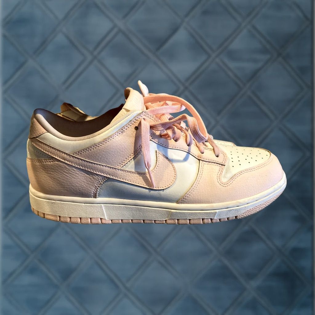 Nike Nike SB Dunk Pink White Womens Size 12 Mens 10.5 In Amazing Shape Size US 12 / IT 42 - 1 Thumbnail