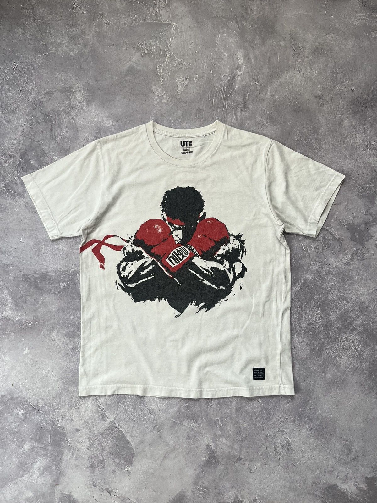 Uniqlo Uniqlo X Capcom Street Fighter T-Shirt XL Size Size US XL / EU 56 / 4 - 1 Thumbnail