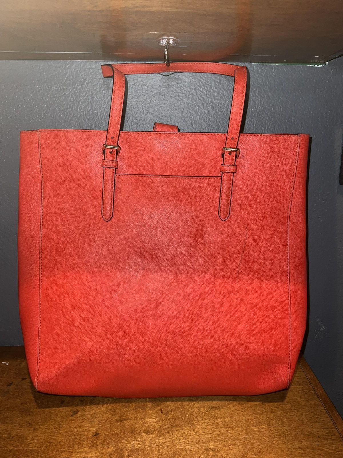 Michael Kors Michael Kors Saffiano Leather Bag Size ONE SIZE - 8 Thumbnail