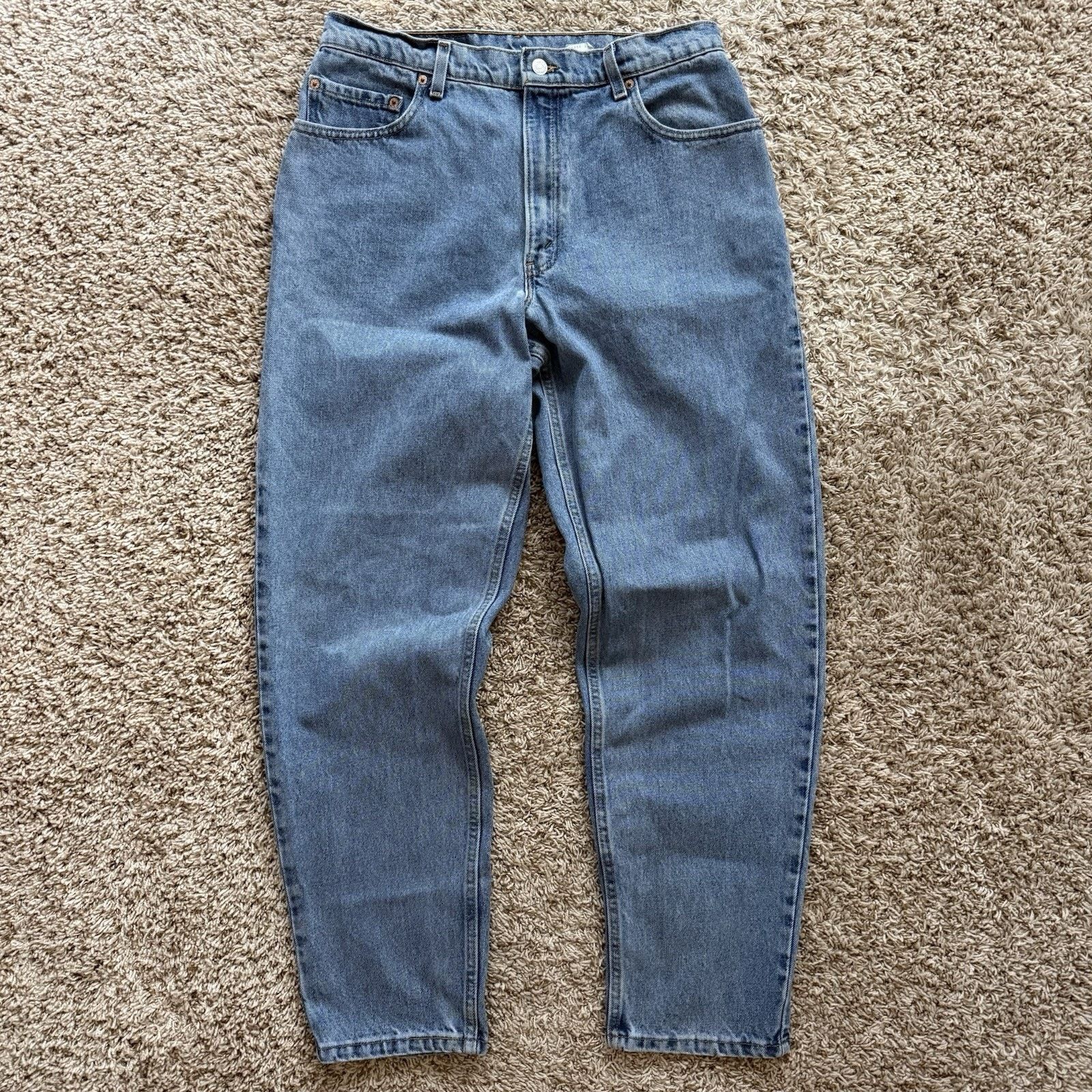 Levi's × Vintage Vintage Levi's 560 Jeans Size 32x31 Loose Tapered Blue USA Size US 32 / EU 48 - 1 Thumbnail