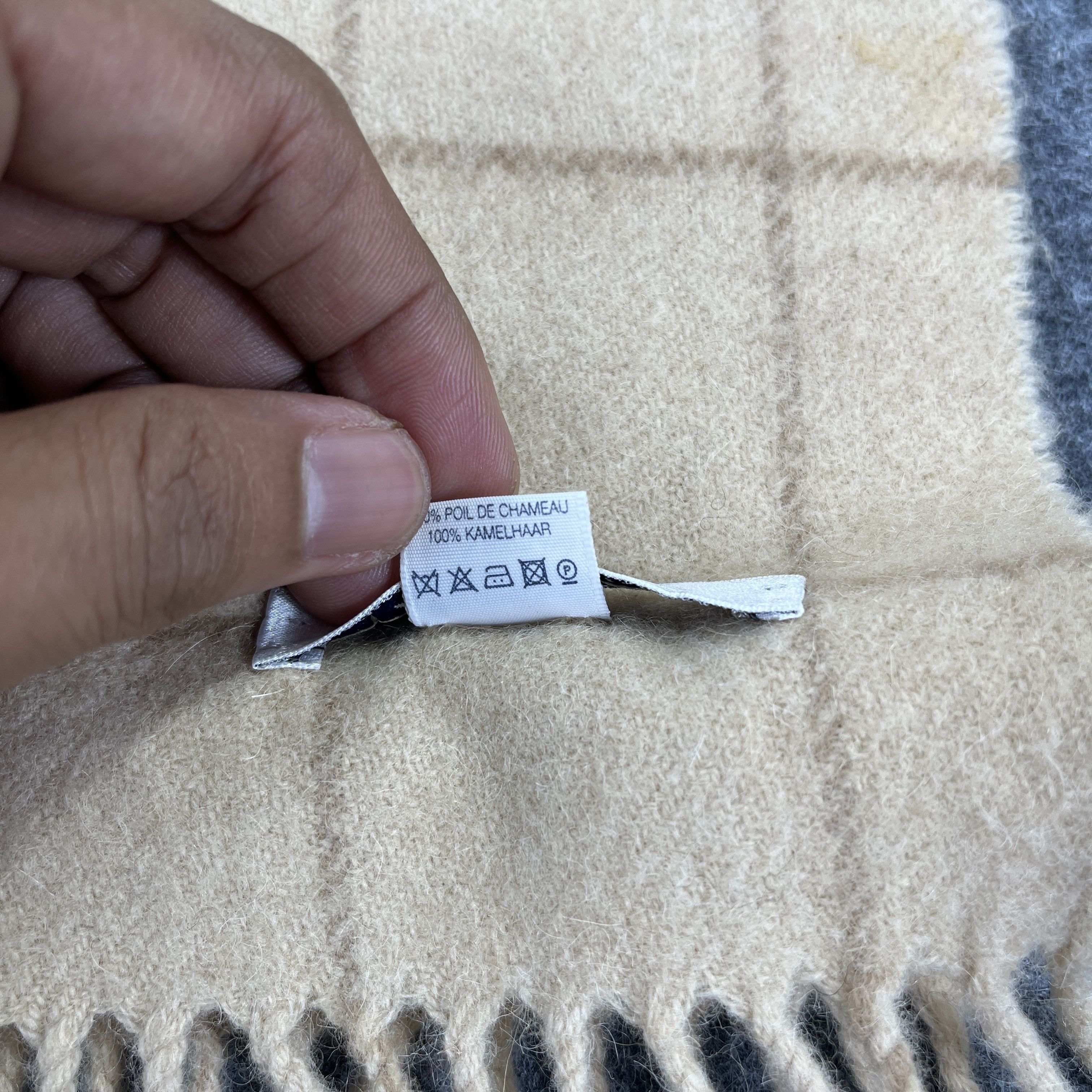 Johnstons Of Elgin Johnstons Of Elgin Scarf / Muffler / Neckwear T932 Size ONE SIZE - 13 Thumbnail