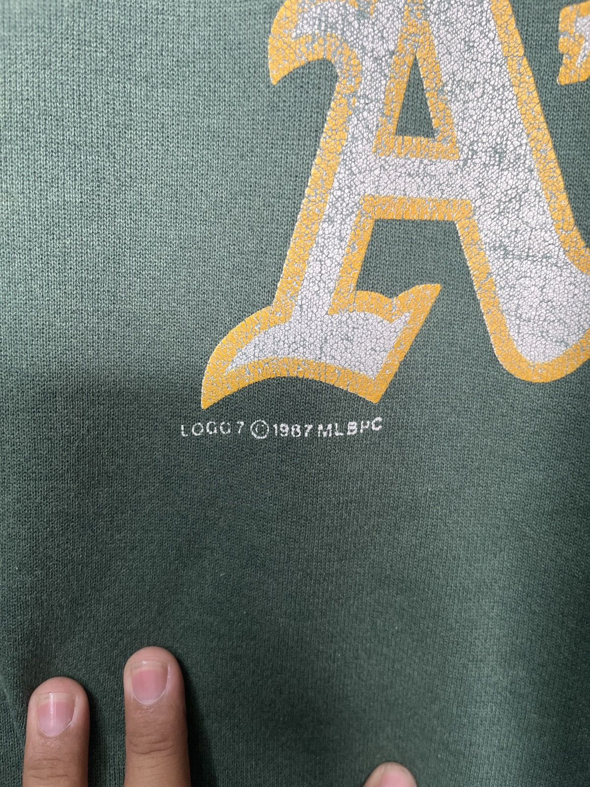 Logo 7 CREWNECK 7 LOGO OAKLAND 80s Size US M / EU 48-50 / 2 - 2 Thumbnail