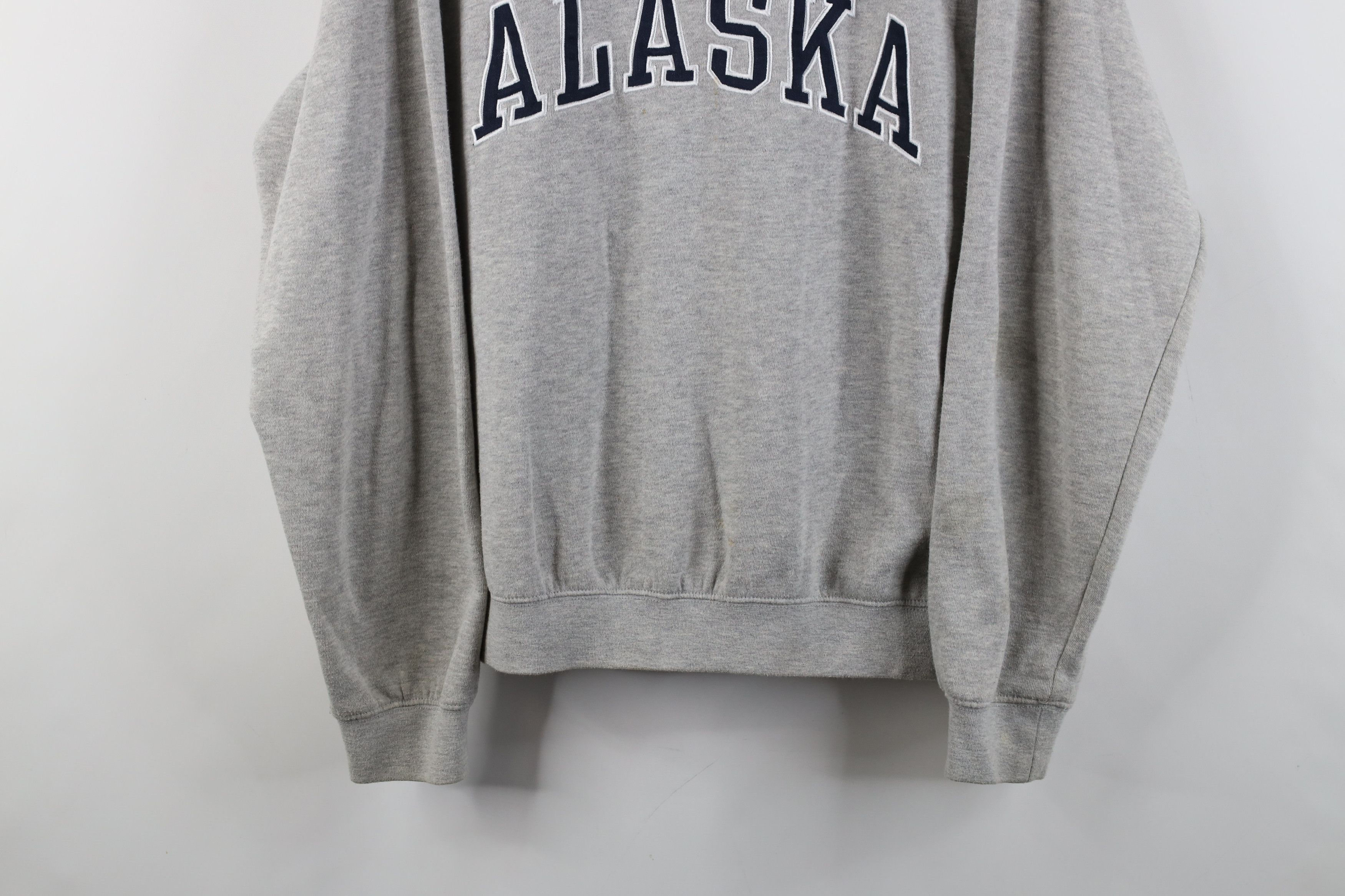 Vintage Vintage 90s Y2K Streetwear Spell Out Alaska Sweatshirt Size US M / EU 48-50 / 2 - 3 Thumbnail