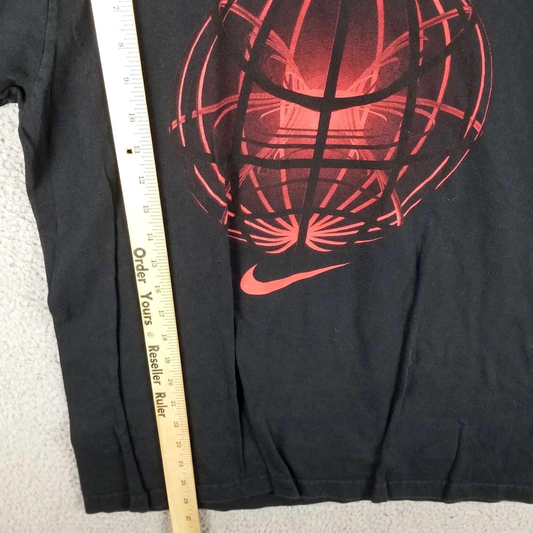Nike Nike Sportswear Shirt Adult Medium Basketball Black Tee Swoosh Logo Center Swoosh Shirts Mens Size US M / EU 48-50 / 2 - 4 Thumbnail