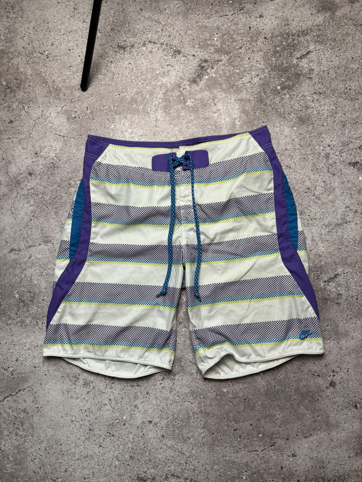 Nike Vintage Nike Nylon Crazy Shorts 90s Y2K Size US 33 - 1 Thumbnail