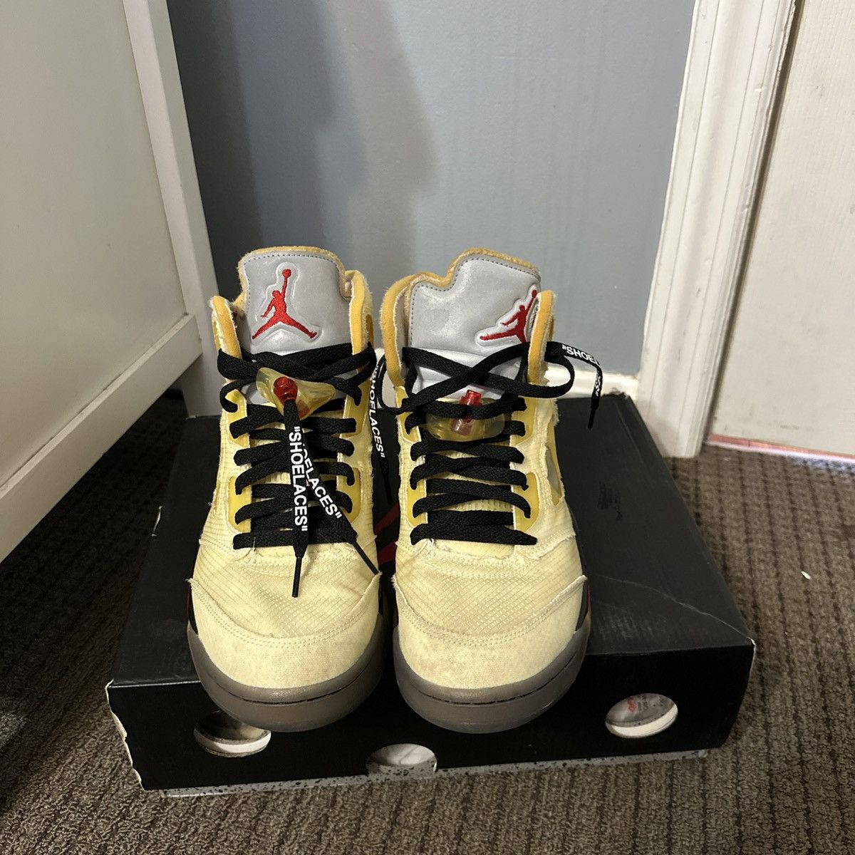 Nike × Off-White Jordan 5 off white sail Size US 9.5 / EU 42-43 - 4 Thumbnail