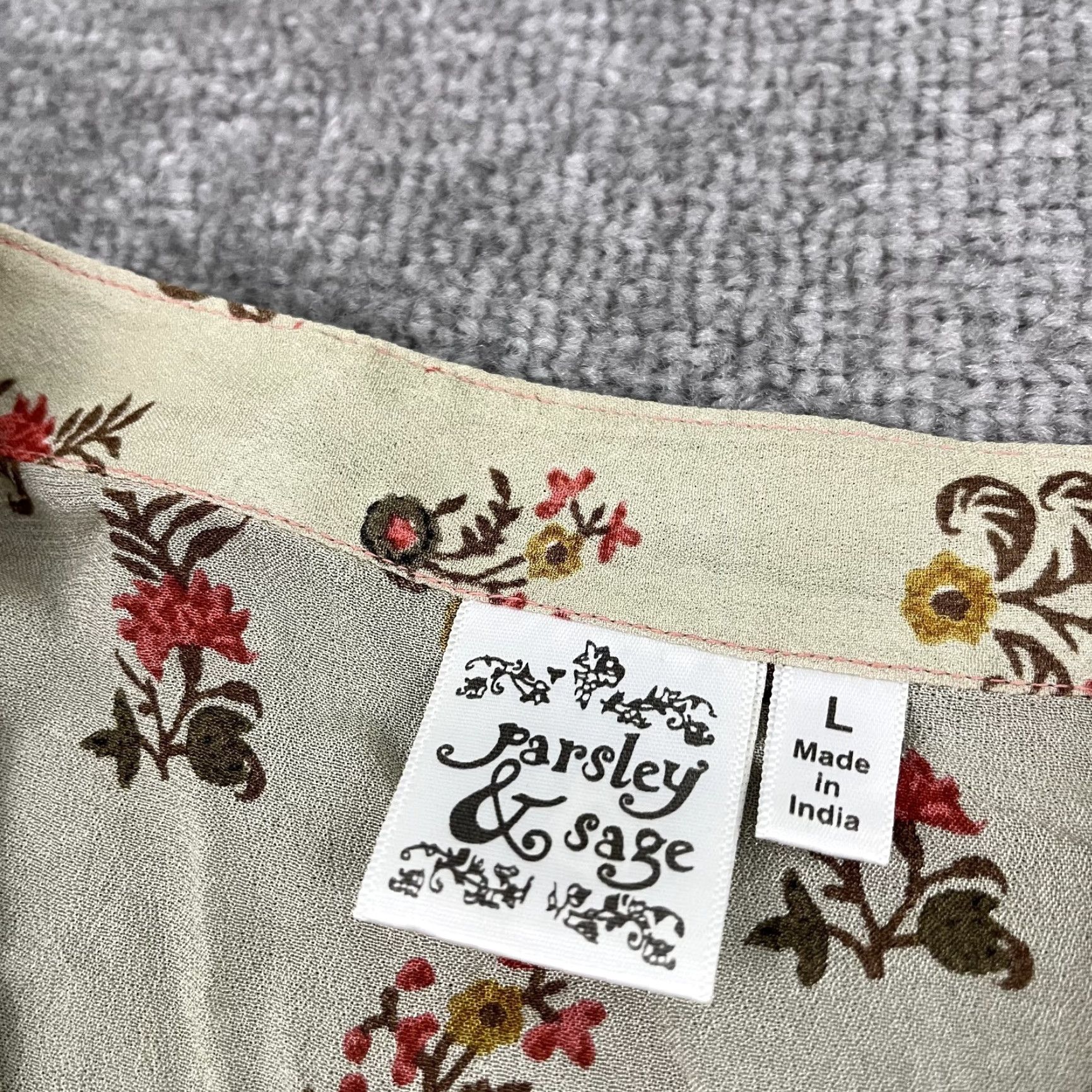 Vintage Parsley & Sage Floral Tunic Shirt Women’s Large Red V-Neck Button-Up Sheer Rayon Casual 3/4 Sleeve Size L / US 10 / IT 46 - 2 Thumbnail