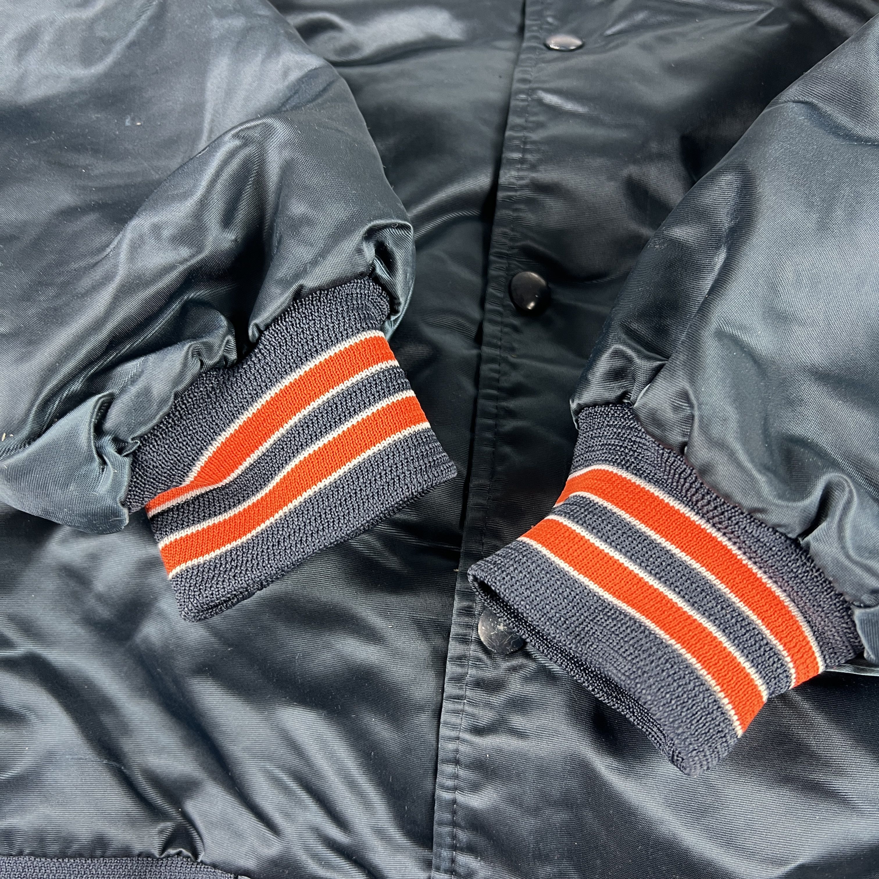 Chalk Line VTG 90 Chicago Bears Satin Jacket Blue Snap Button Bomber Size US XL / EU 56 / 4 - 6 Thumbnail