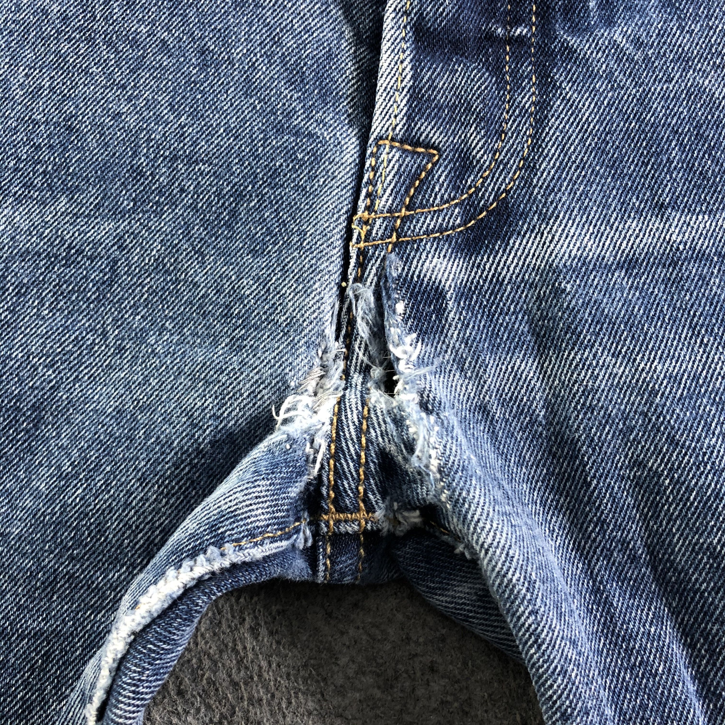 Levi's Vintage Blue Wash Levis 501 Jeans-J3722 Size US 37 - 8 Thumbnail