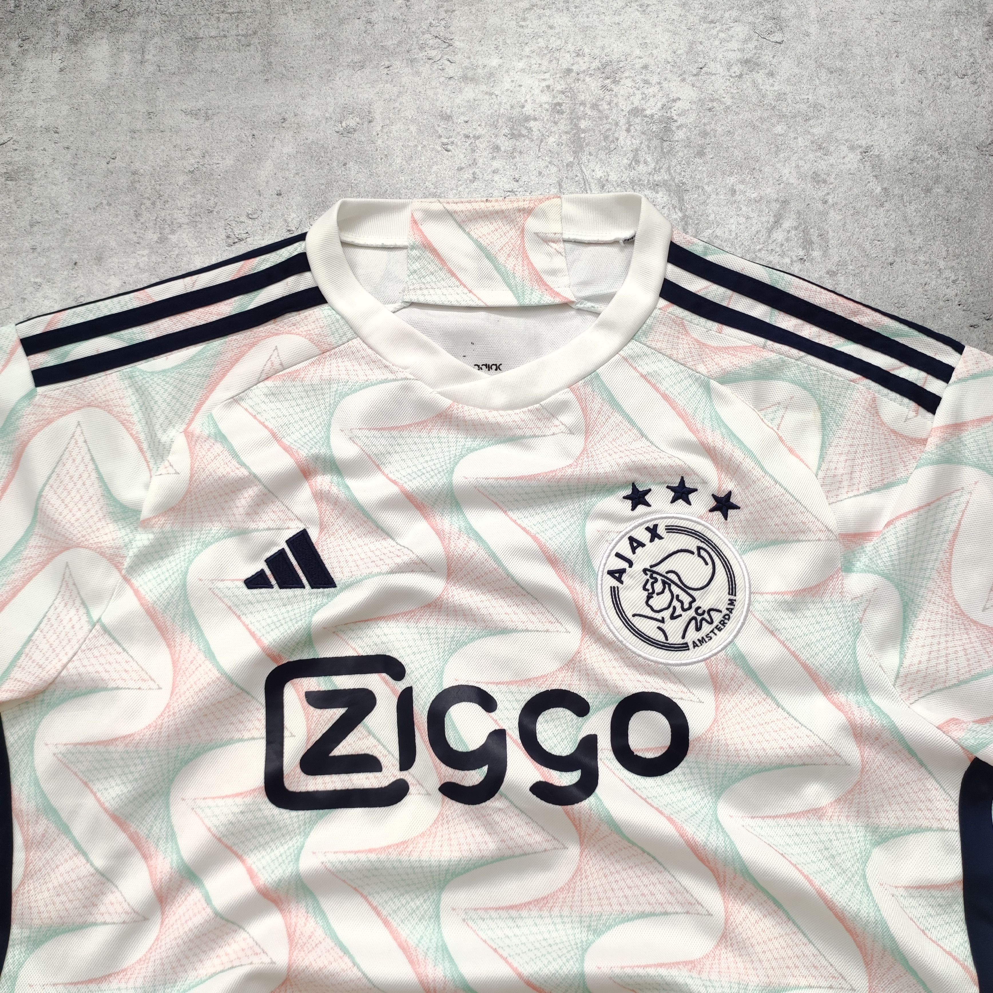 Adidas RARE Ajax Amsterdam 2023/24 Adidas Football Jersey Size US L / EU 52-54 / 3 - 4 Thumbnail