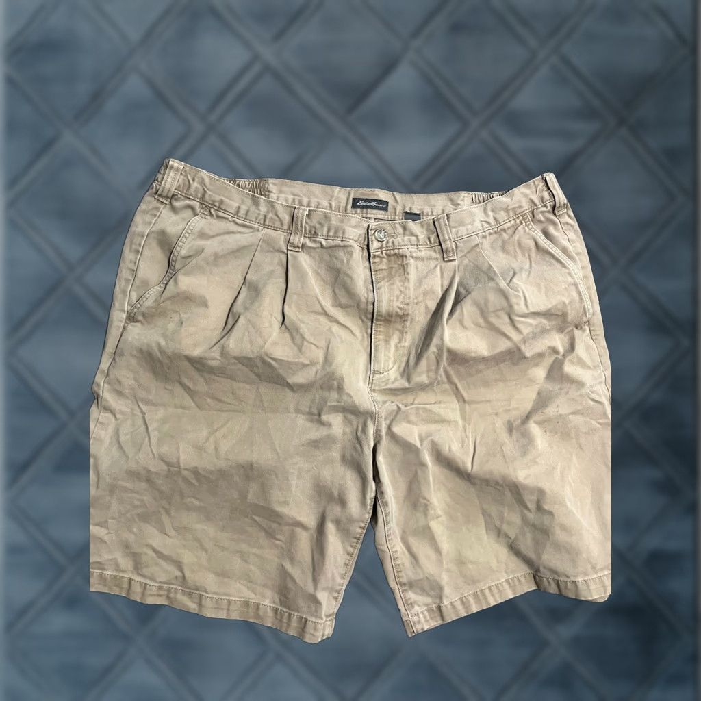 Eddie Bauer VINTAGE Eddie Bauer Cargo Shorts Mens 42T Beige Flat Front 11.5in Inseam Regular Big & Tall Men's Shorts Beige Cargo Pocket 42 Mens Size US 42 / EU 58 - 1 Thumbnail