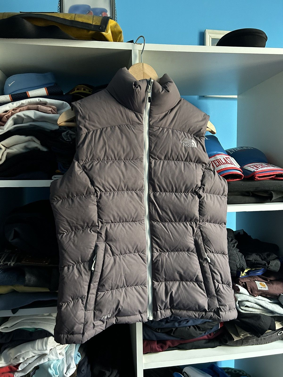 The north face puffer vest rare color🤎