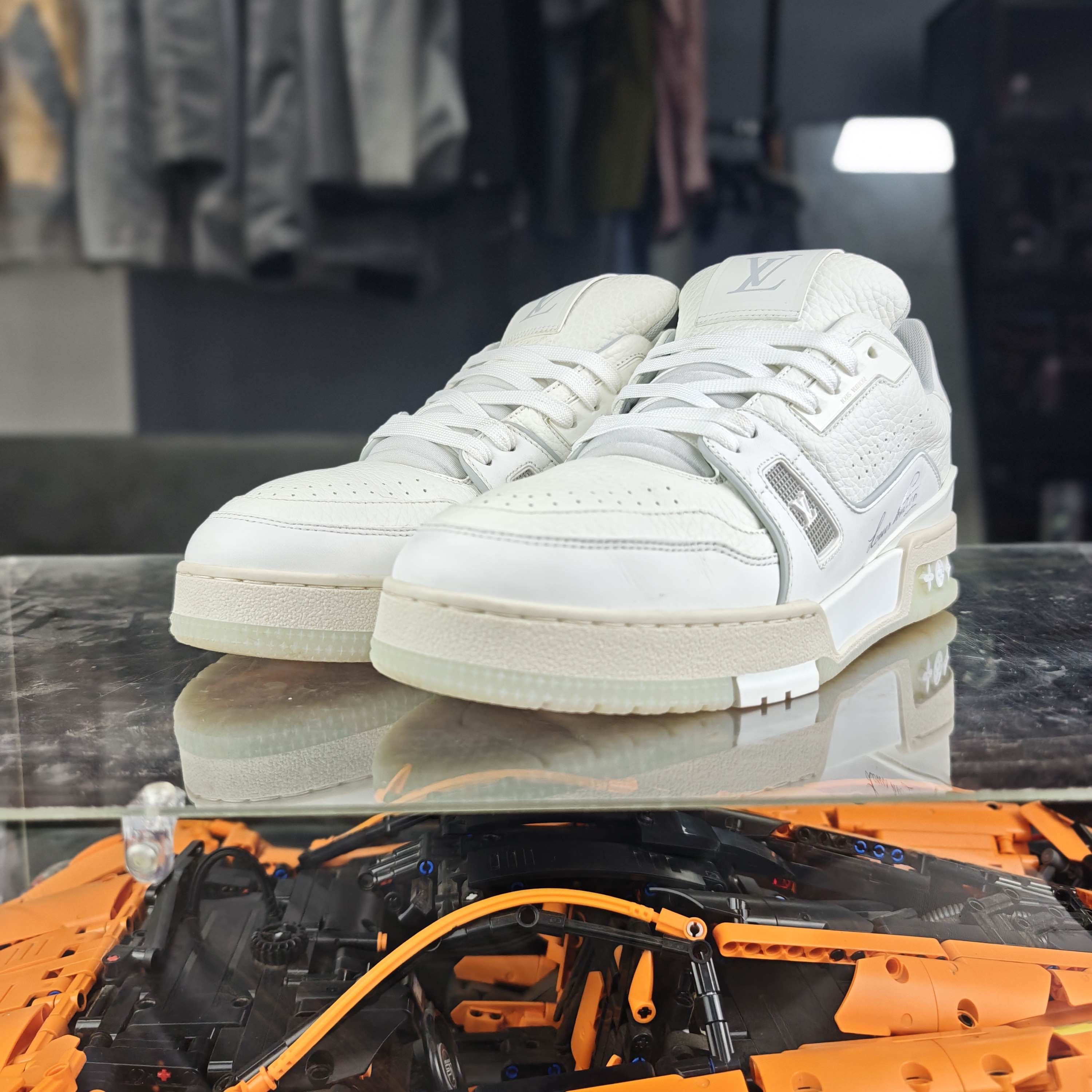 Louis Vuitton Louis Vuitton Trainer Low-Top Sneakers Size 7.5 Size US 7.5 / EU 40-41 - 1 Thumbnail