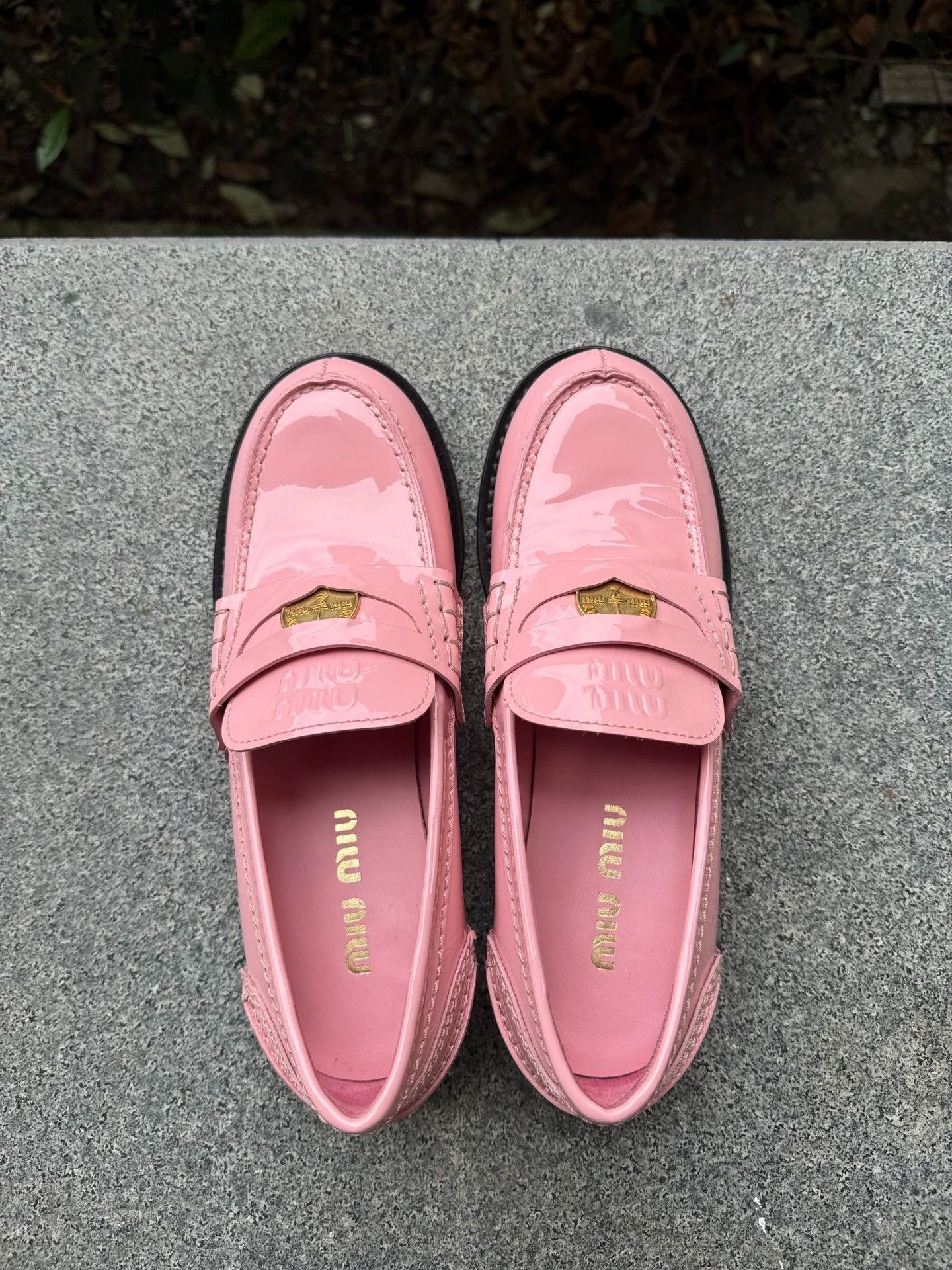 Miu Miu Miu Miu coin loafer pink eu36 Size US 5.5 / IT 35.5 - 9 Thumbnail