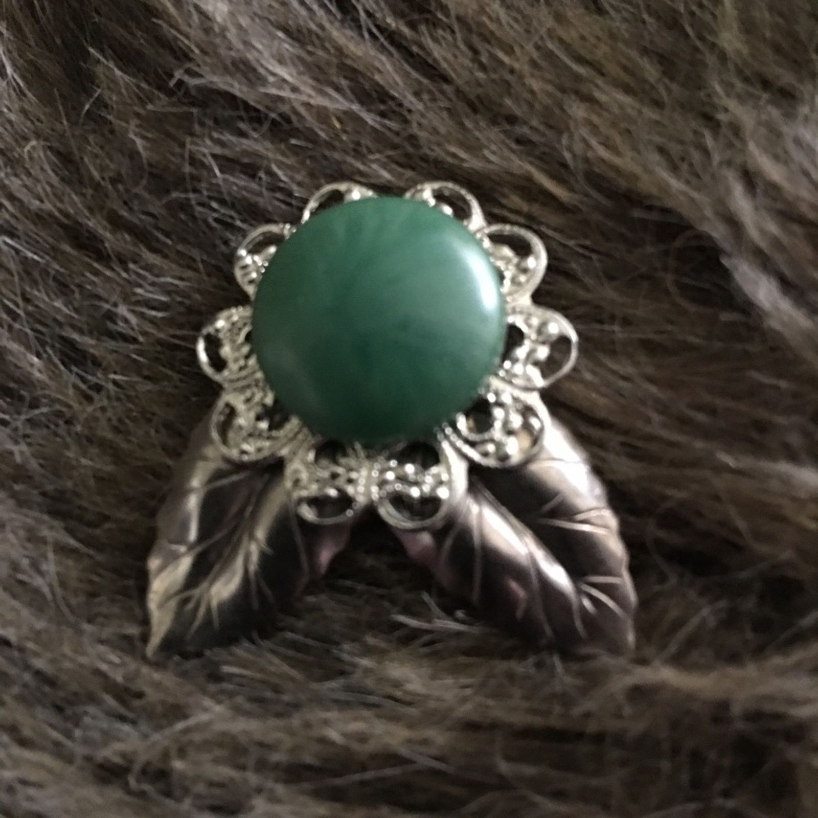 Vintage Vtg 50s green marble bakelite earring & brooch set Size ONE SIZE - 4 Thumbnail