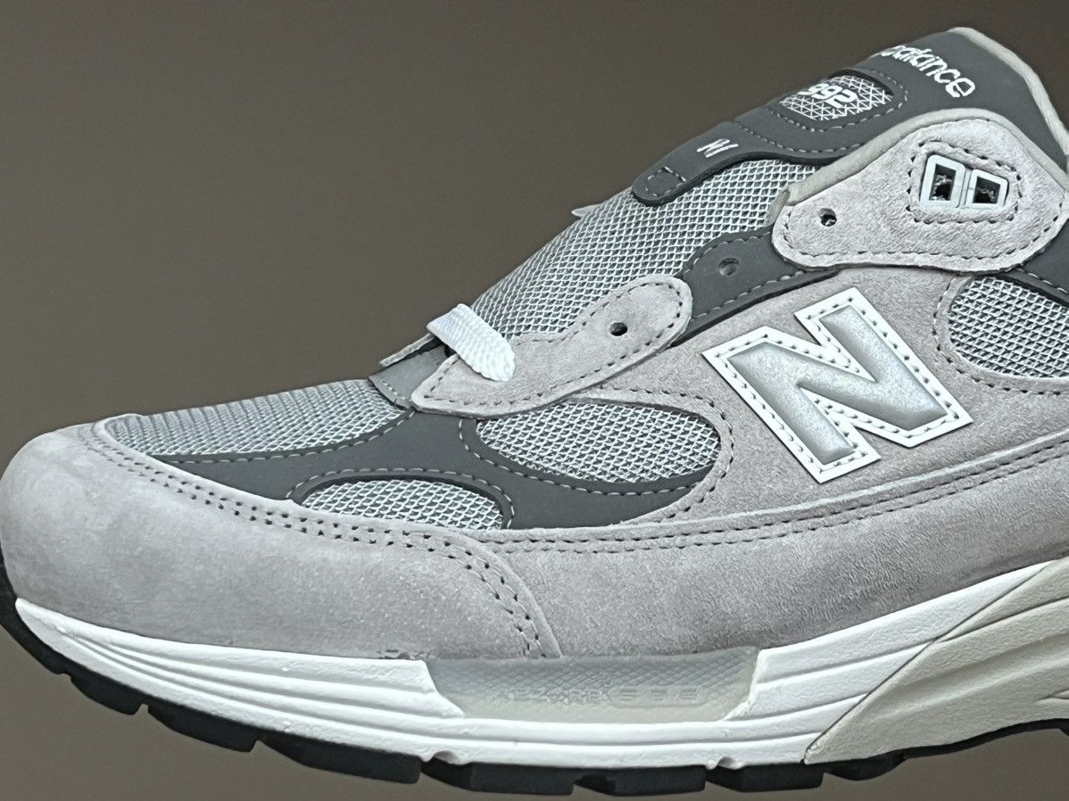 New Balance New Balance 992 GY US 10M Size US 10 / EU 43 - 6 Thumbnail
