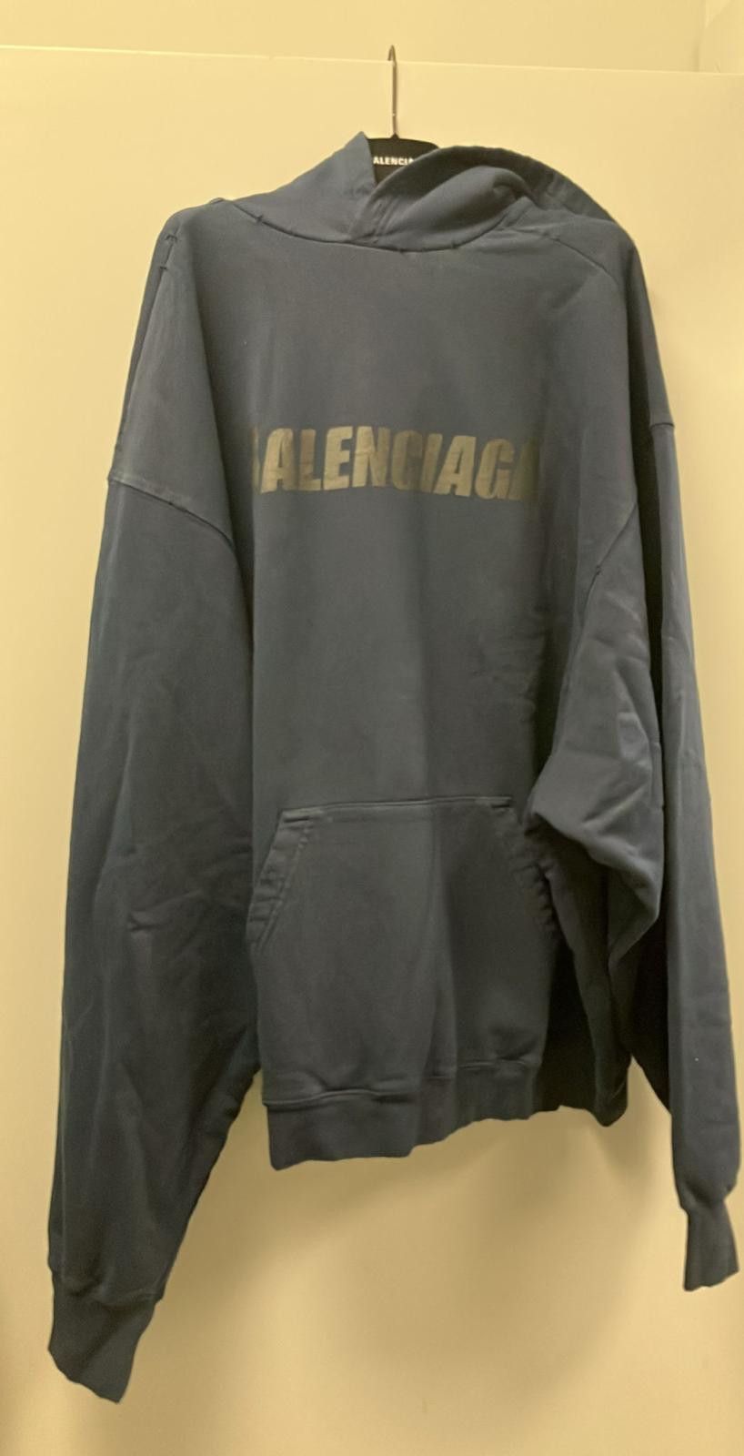Balenciaga o1la1rc1a0425 Destroyed Hoodie in Marine Size US XS / EU 42 / 0 - 7 Thumbnail