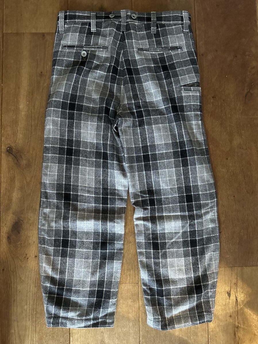 Maison MIHARA YASUHIRO Maison Mihara Yasuhiro Grey Plaid Wool Trousers - Size 46 Size US 30 / EU 46 - 3 Thumbnail