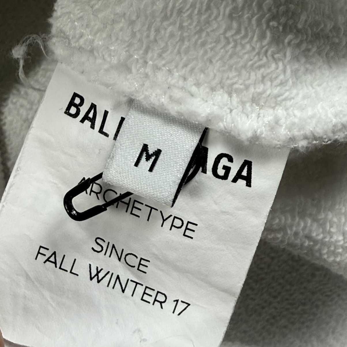Balenciaga Balenciaga Back Big Logo Hoodie Size US M / EU 48-50 / 2 - 5 Thumbnail