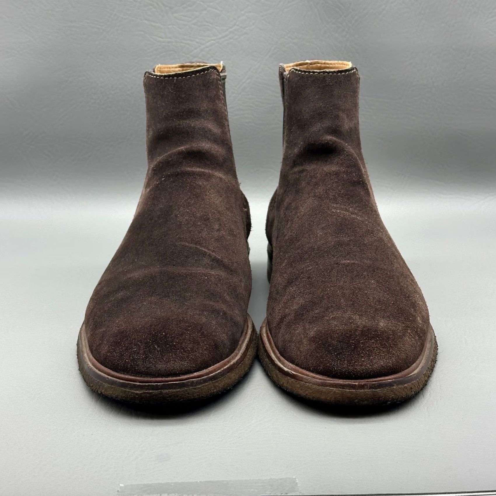 Clarks Clarks Clarkdale Gobi Chelsea Boots Mens 10 M Brown Suede Slip On Ankle Casual Boots Size US 9 / EU 42 - 6 Thumbnail