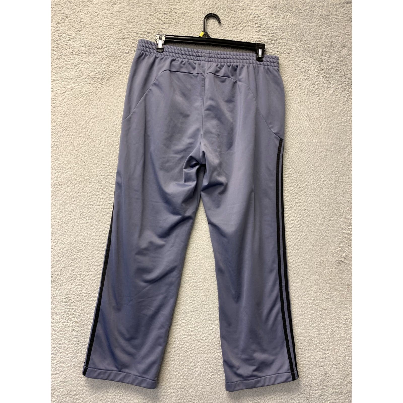 Adidas VINTAGE Adidas Sweatpants Mens Large Gray Joggers Running / 116-14 Adult Large Gray Adidas Sweatpants Men’s Classic Fit Size US 33 - 6 Thumbnail