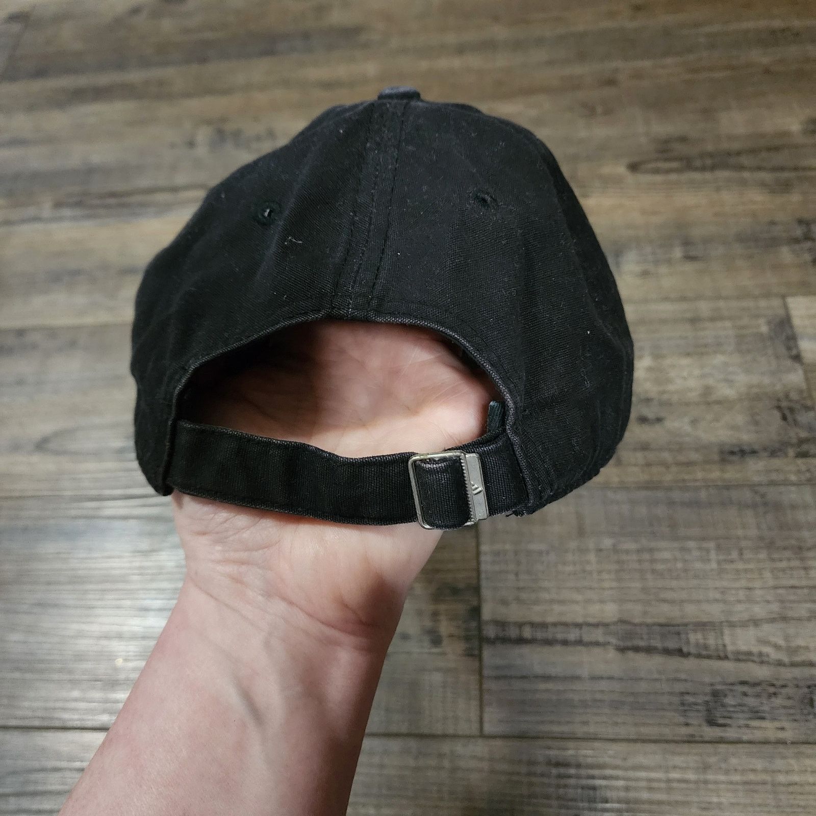 Adidas Black Adidas cap hat adjustable Pre-owned. 2a Size ONE SIZE - 2 Thumbnail